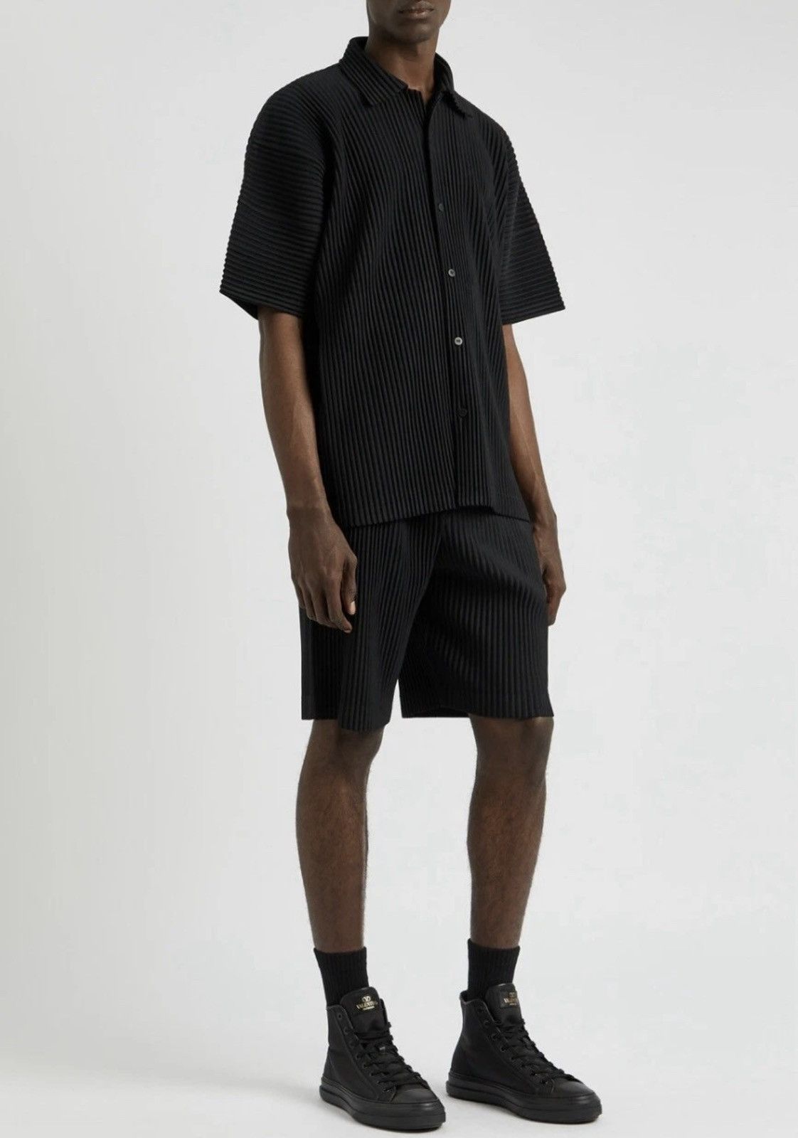 Issey Miyake HOMME PLISSÉ ISSEY MIYAKE Pleated Black 2 Medium ex-display Size US 38 / EU 54 - 14 Thumbnail