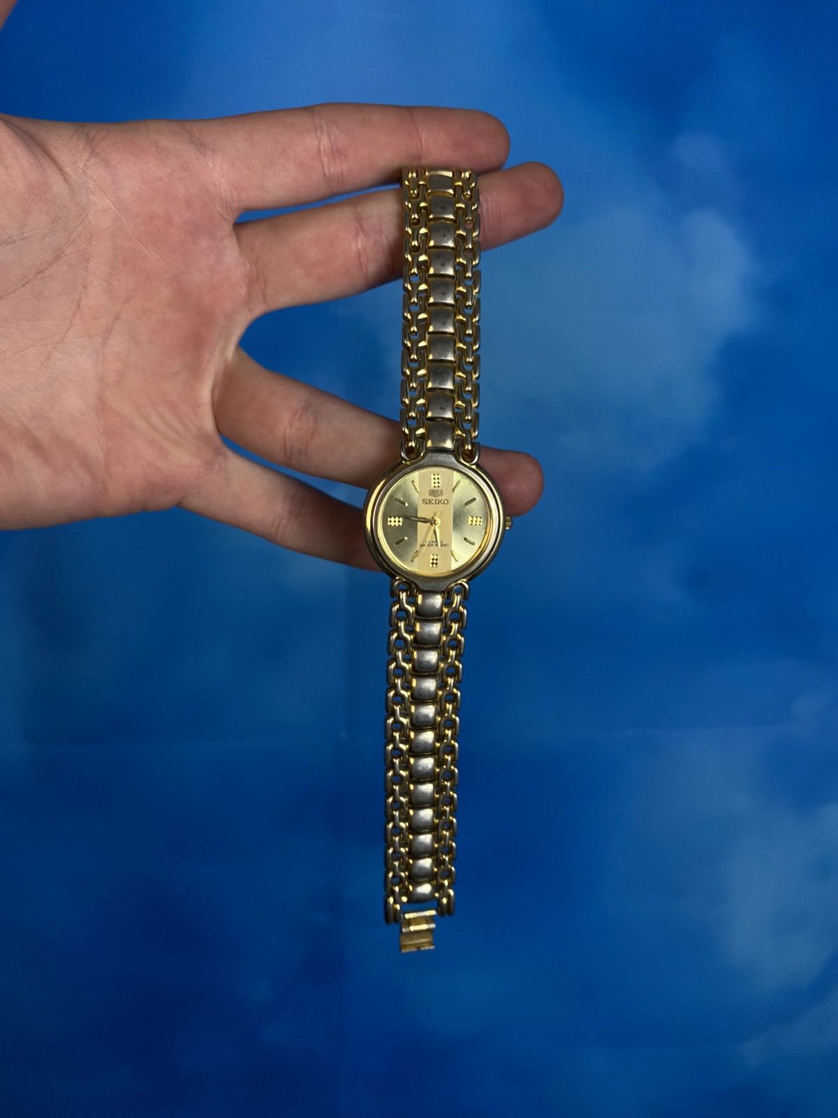 Japanese Brand × Seiko Seiko futuristic golden japannes vintage watches Size ONE SIZE - 6 Thumbnail