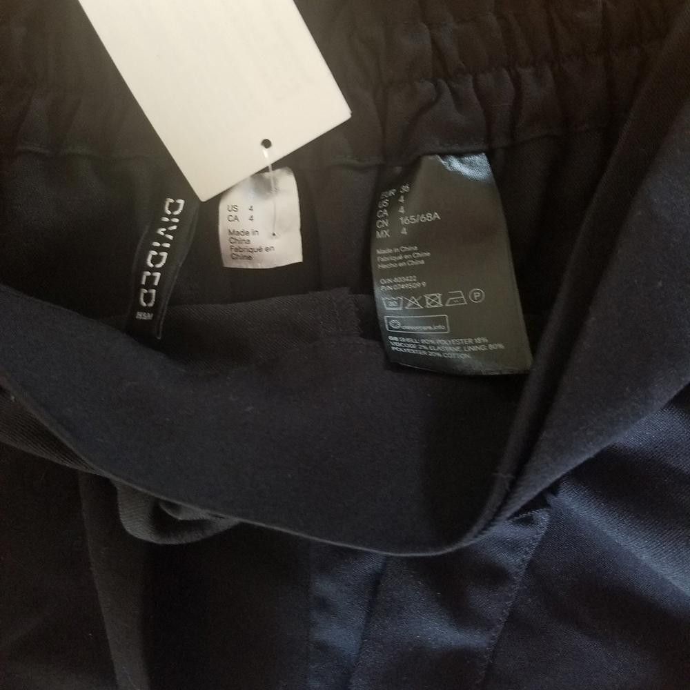 Divided NWT Divided by H&M Black Shorts NWT Size 4 Size 27" / US 4 / IT 40 - 3 Thumbnail