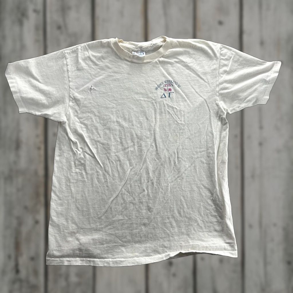 Hanes VINTAGE Delta Gamma Shirt Mens XL Mom's Weekend 1991 Greek Fraternity 90s T-Shirt White Mens XL Size US XL / EU 56 / 4 - 1 Thumbnail