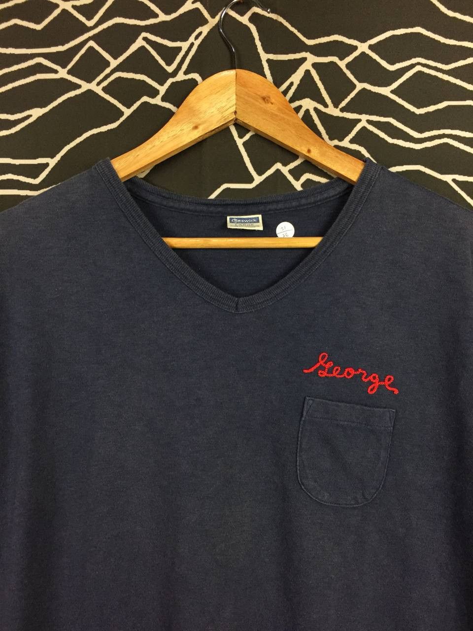 Toyo Enterprises Vtg Cheswick Sportswear Toyo Enterprises V-Neck Pocket Tee Size US L / EU 52-54 / 3 - 3 Thumbnail