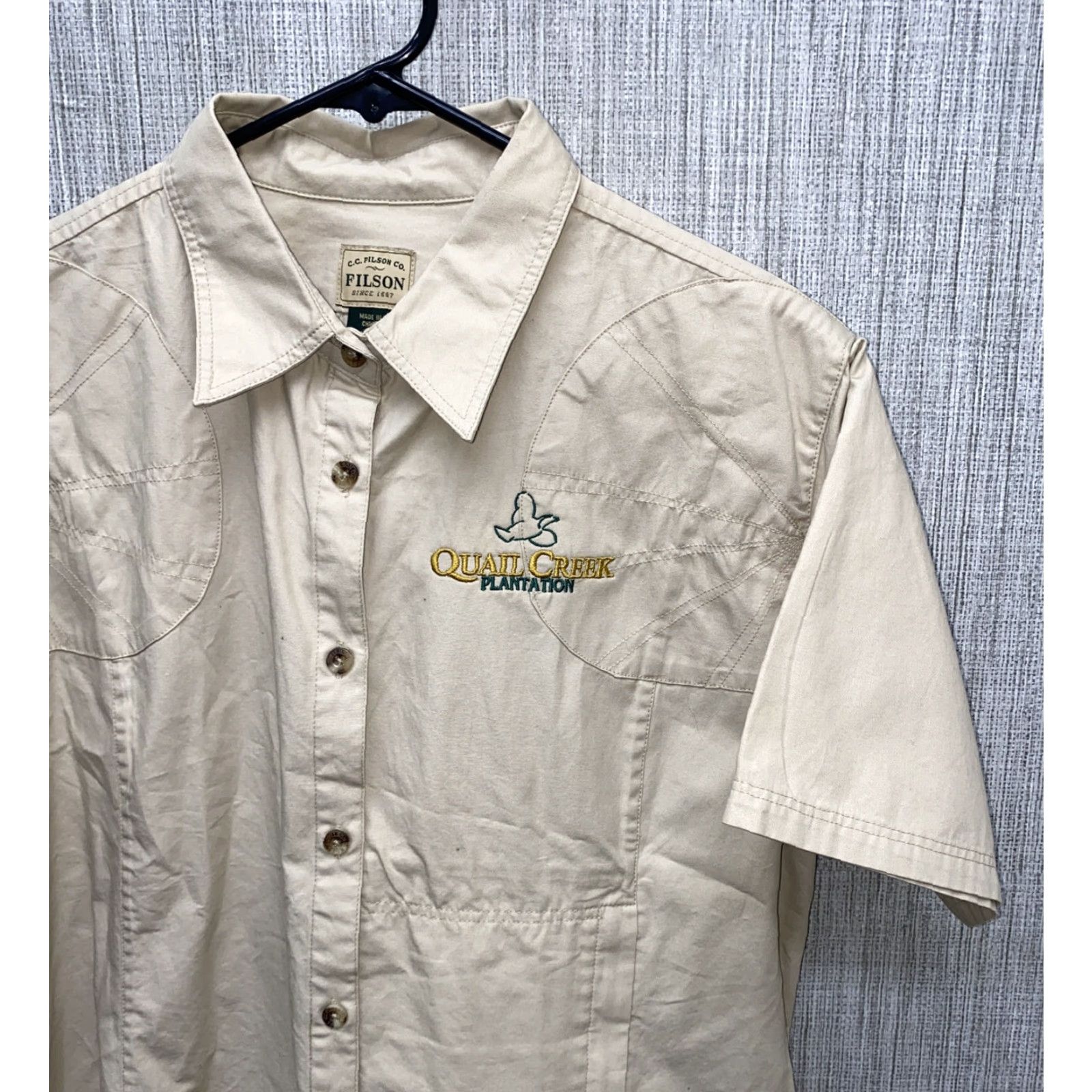 Filson CC FILSON Shirt Womens XL Beige Cotton Short Sleeve Button Front Shirt Size XL Women Basic Casual Button-Up Front Blouse Textile (No N/A) Size XL / US 12-14 / IT 48-50 - 2 Thumbnail