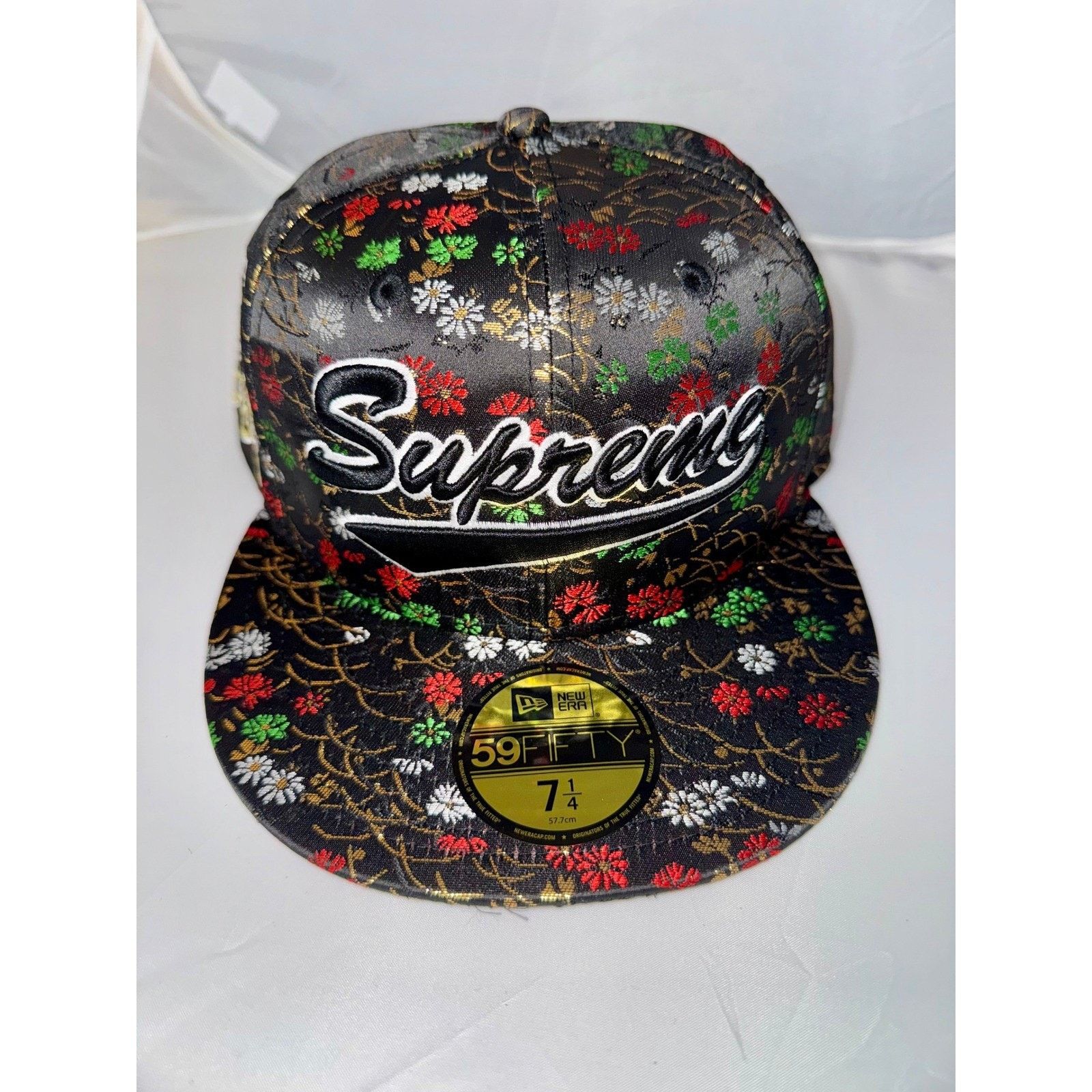 Supreme Supreme Worldwide Fitted Hat 7 1/4 | Grailed