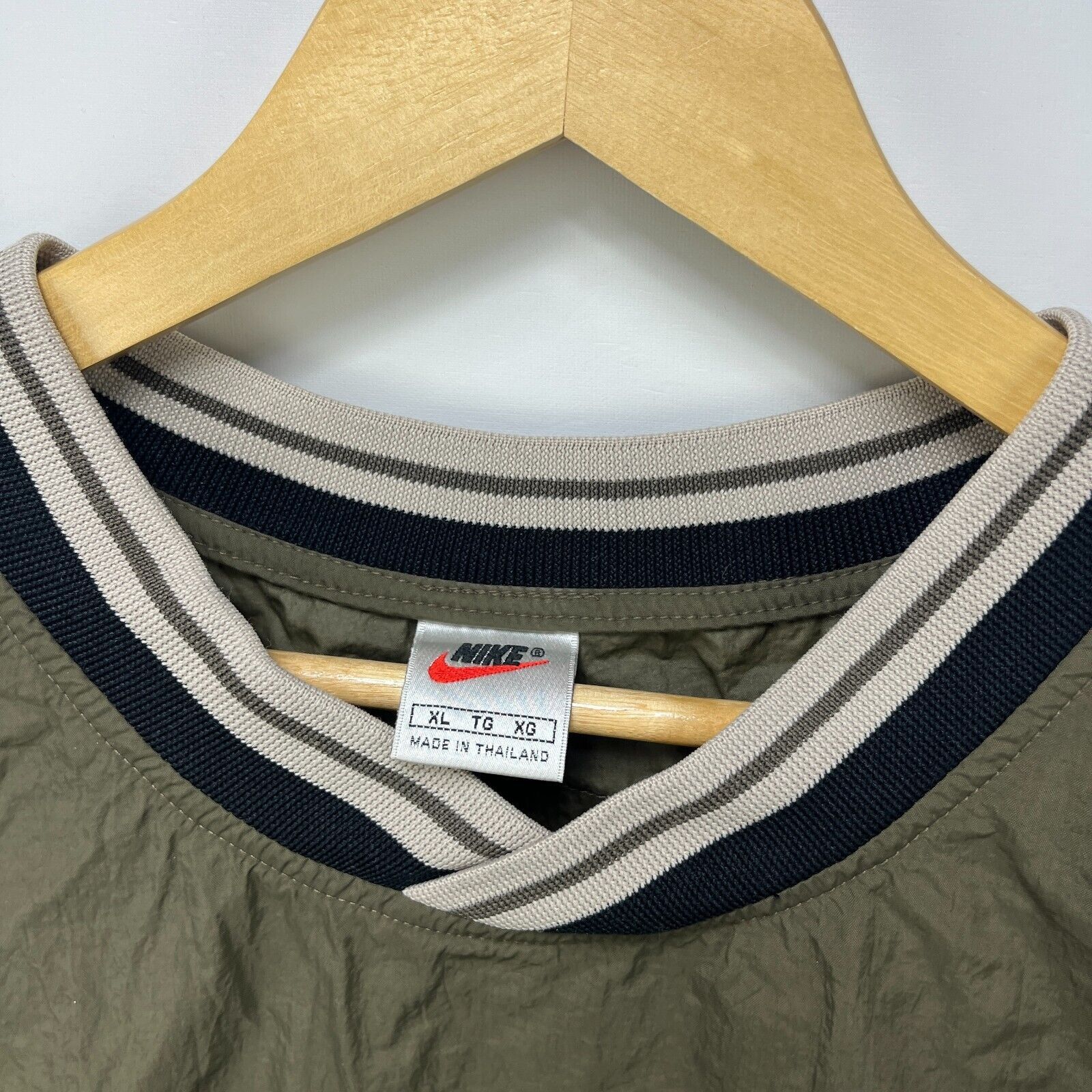 Nike × Vintage Vintage 90s Nike Big Center Swoosh Pullover Jacket XL Brown Size US XL / EU 56 / 4 - 4 Thumbnail