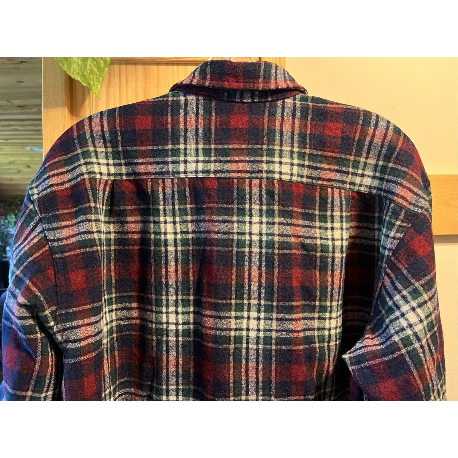 Pendleton Pendleton Men's Shirt L Red Plaid Button Wool Outdoor Travel Size US L / EU 52-54 / 3 - 9 Thumbnail