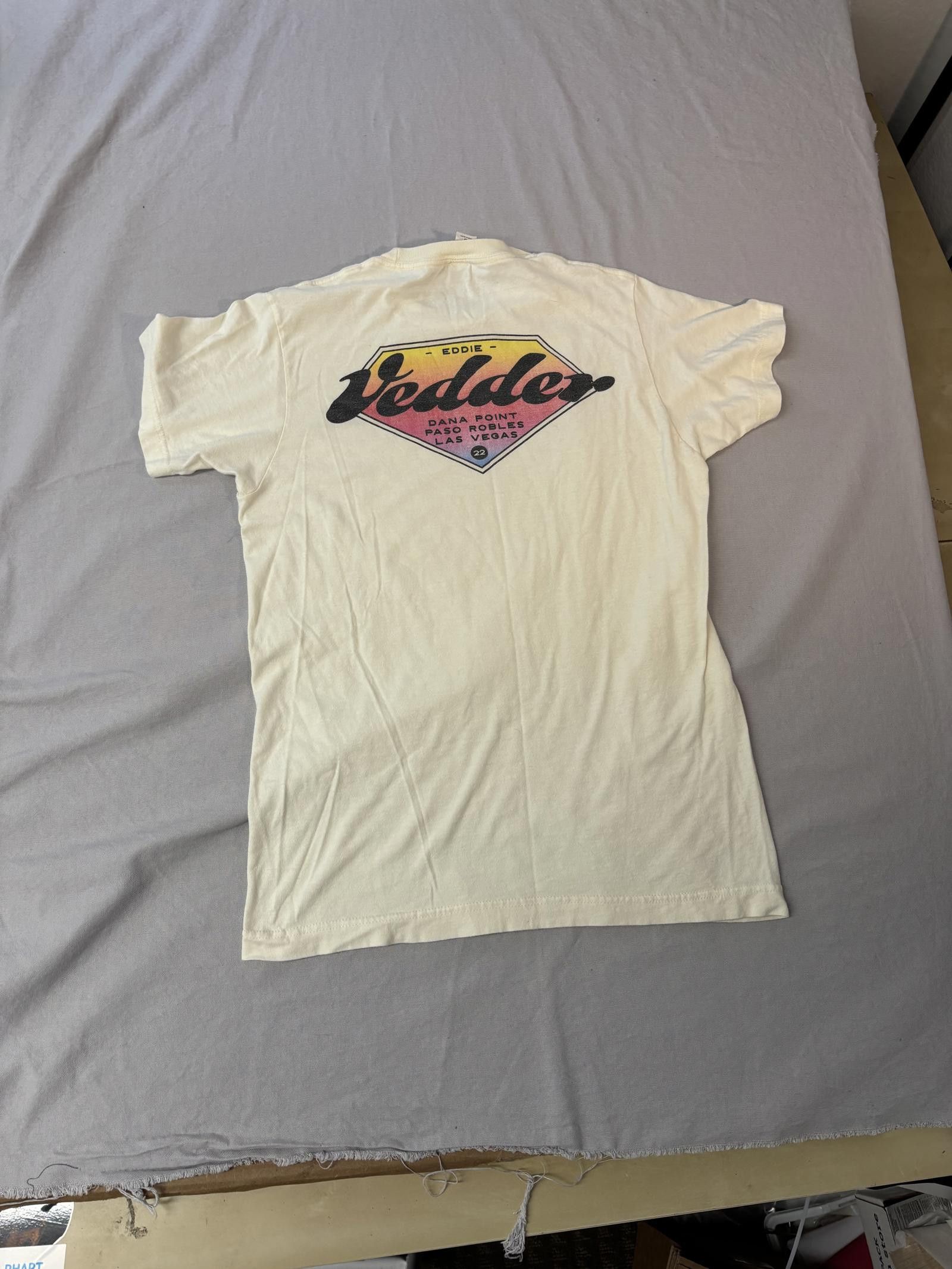 Other Eddie Vedder Tour Tee 2022 Vedder Surfboard Style T-shirt -S Size US S / EU 44-46 / 1 - 1 Thumbnail