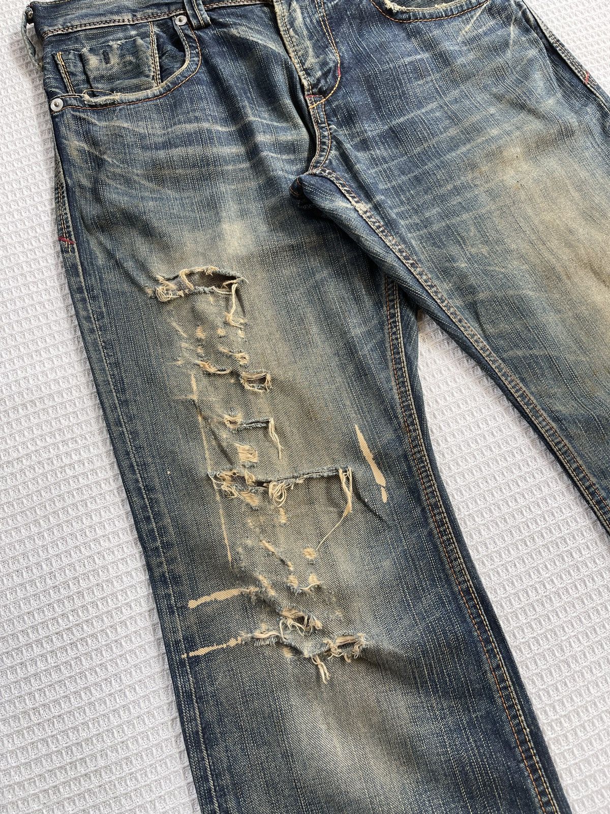 Japanese Brand RARE🔥 LIBERTO Distressed Denime Jeans Size US 35 - 6 Thumbnail