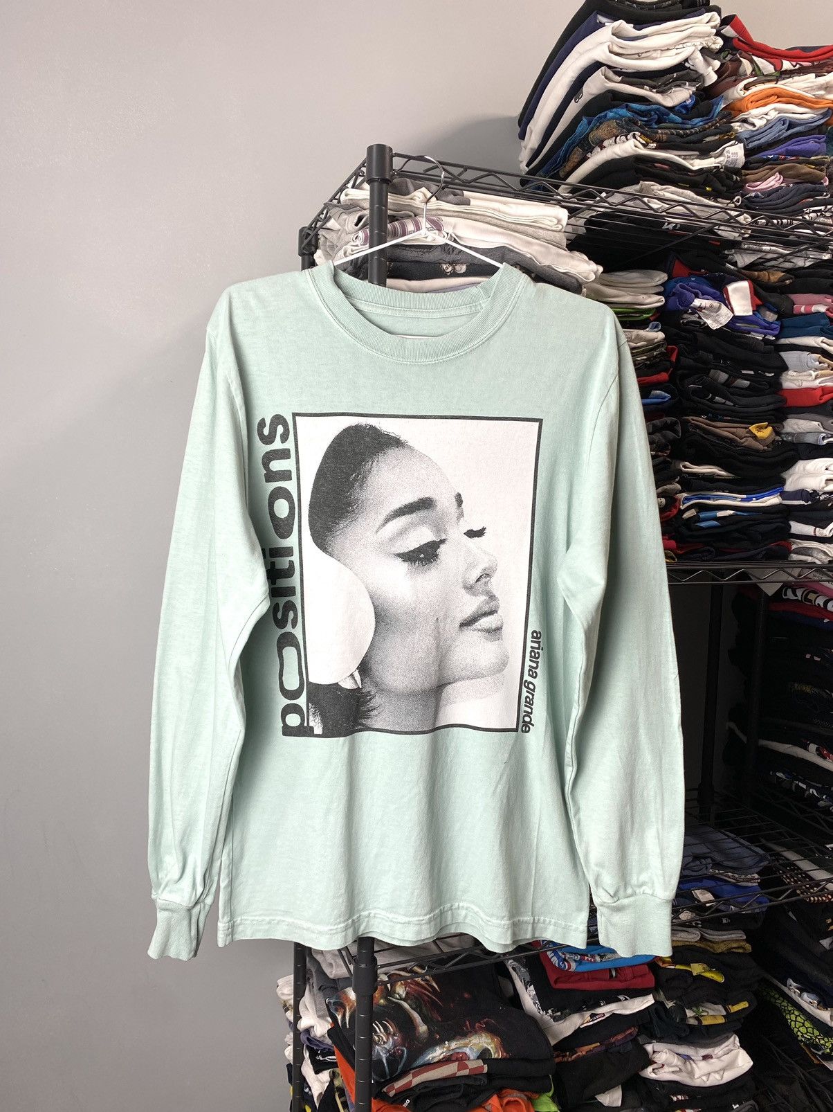 Band Tees Ariana Grande Positions Album Tour Longsleeve Size US S / EU 44-46 / 1 - 1 Thumbnail