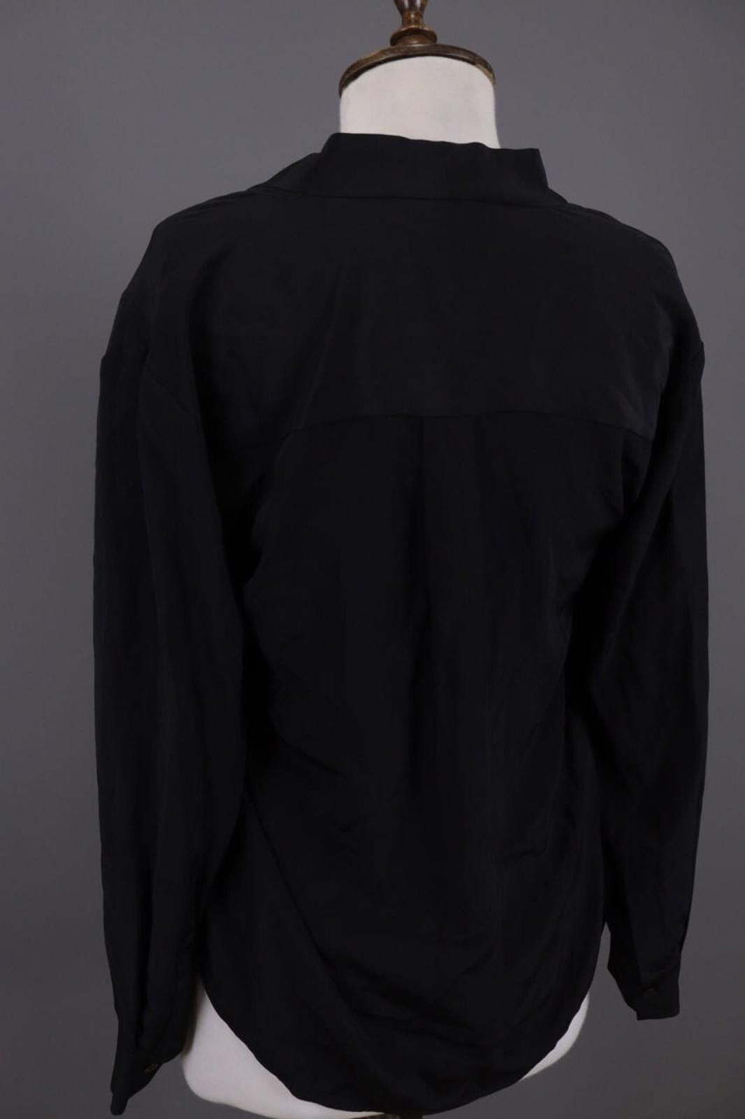 Diane von Furstenberg Ladies Diane von Furstenberg Black V-Neck Top Blouse Size XS Size XS / US 0-2 / IT 36-38 - 12 Thumbnail