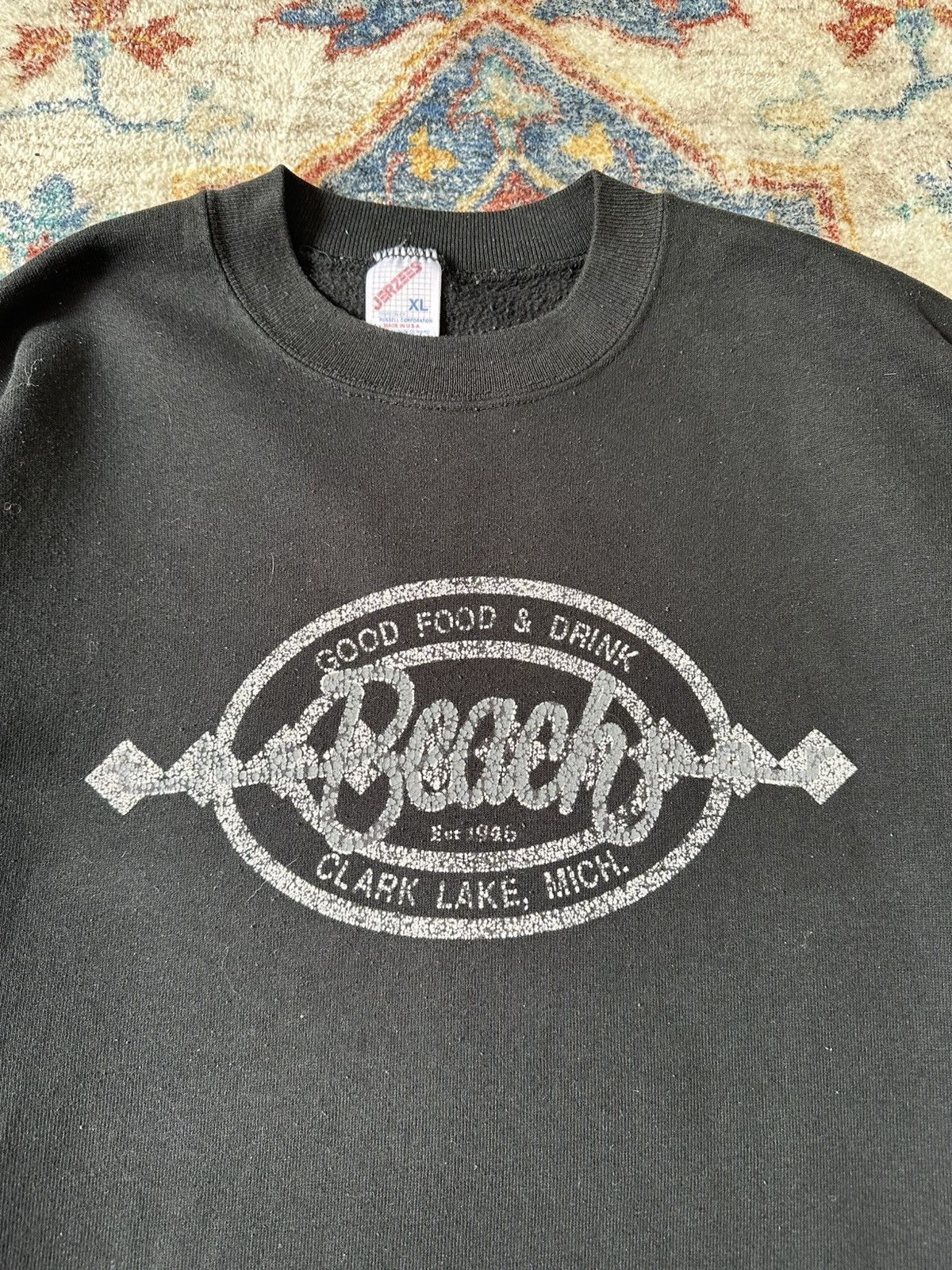Vintage Vintage Beach Restaurant Crewneck Size XL Size US XL / EU 56 / 4 - 4 Thumbnail