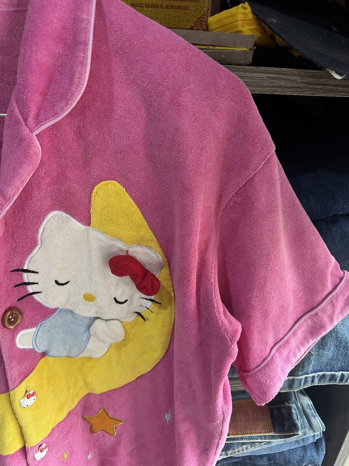 Cartoon Network 🔥Hello Kitty Velvet Shirt Size US M / EU 48-50 / 2 - 6 Thumbnail