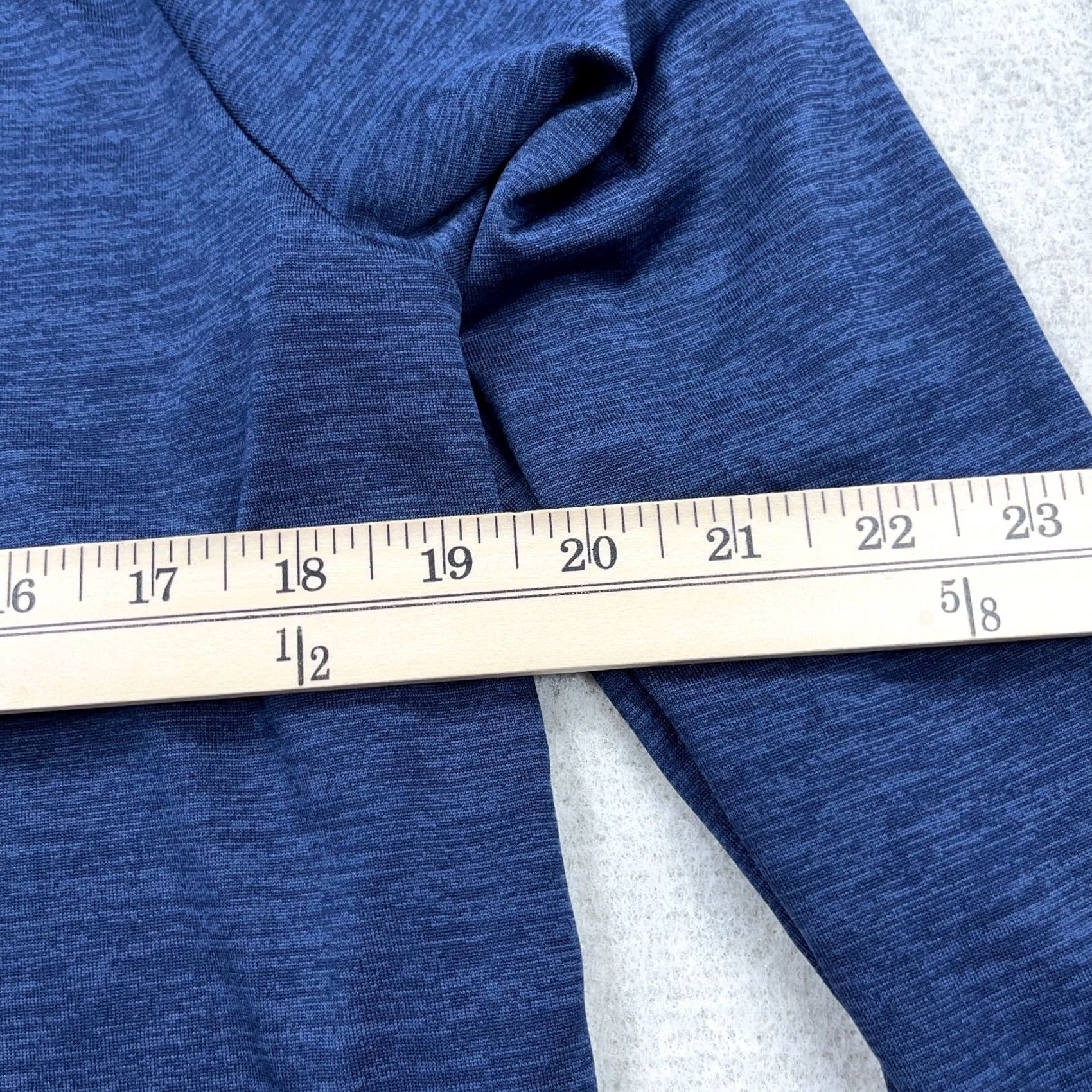 Under Armour Under Armour Shirt Women L Blue Pullover 1/4 Zip Performance Run Activewear Casual Sport Modern Sportswear Size L / US 10 / IT 46 - 7 Thumbnail