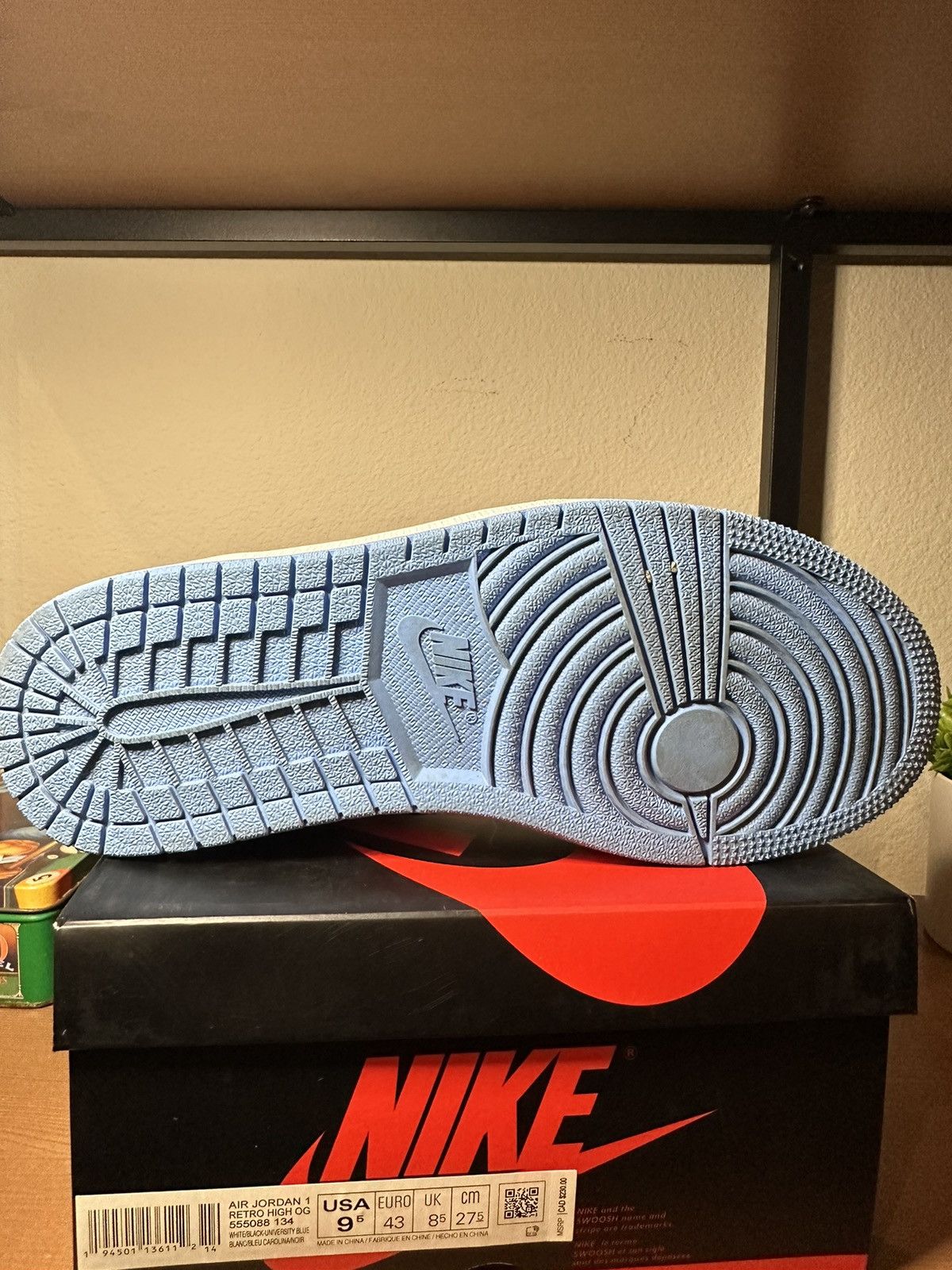 Jordan Brand × Nike Jordan 1 Retro High University Blue Size US 9.5 / EU 42-43 - 7 Thumbnail