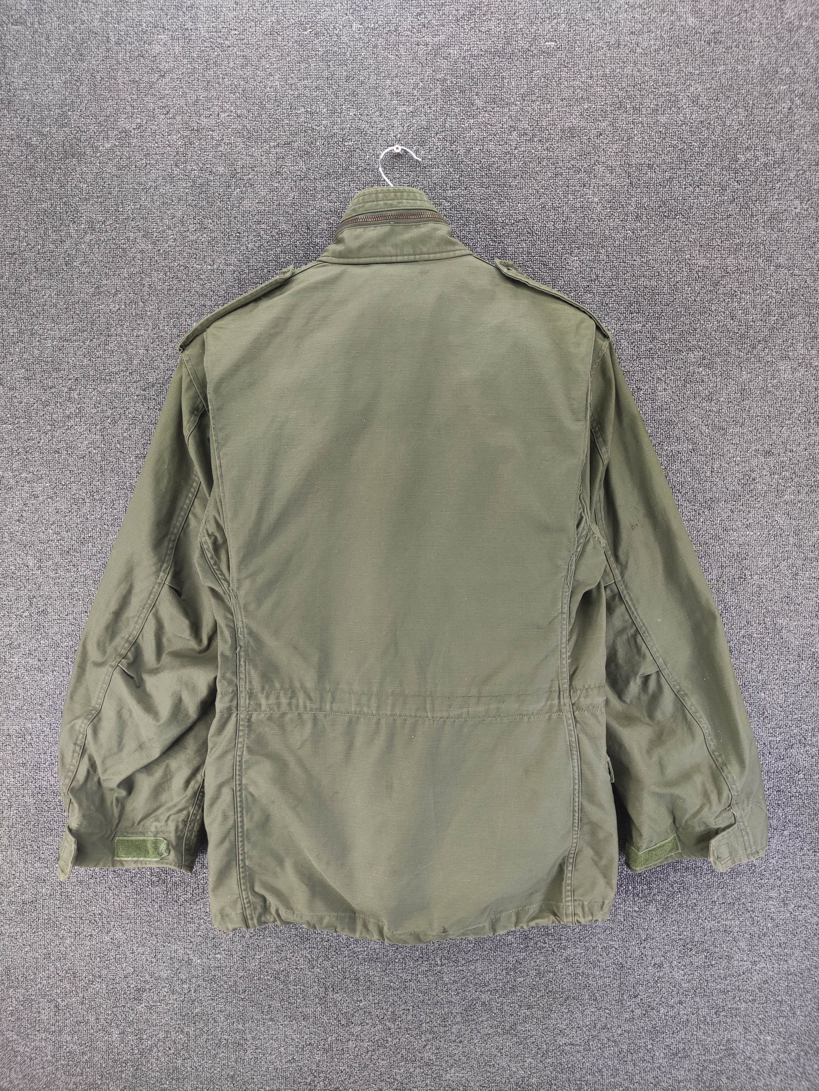 Vintage Vintage 70's US Army M65 Field Jacket by Cheronee Industries Size US M / EU 48-50 / 2 - 12 Thumbnail