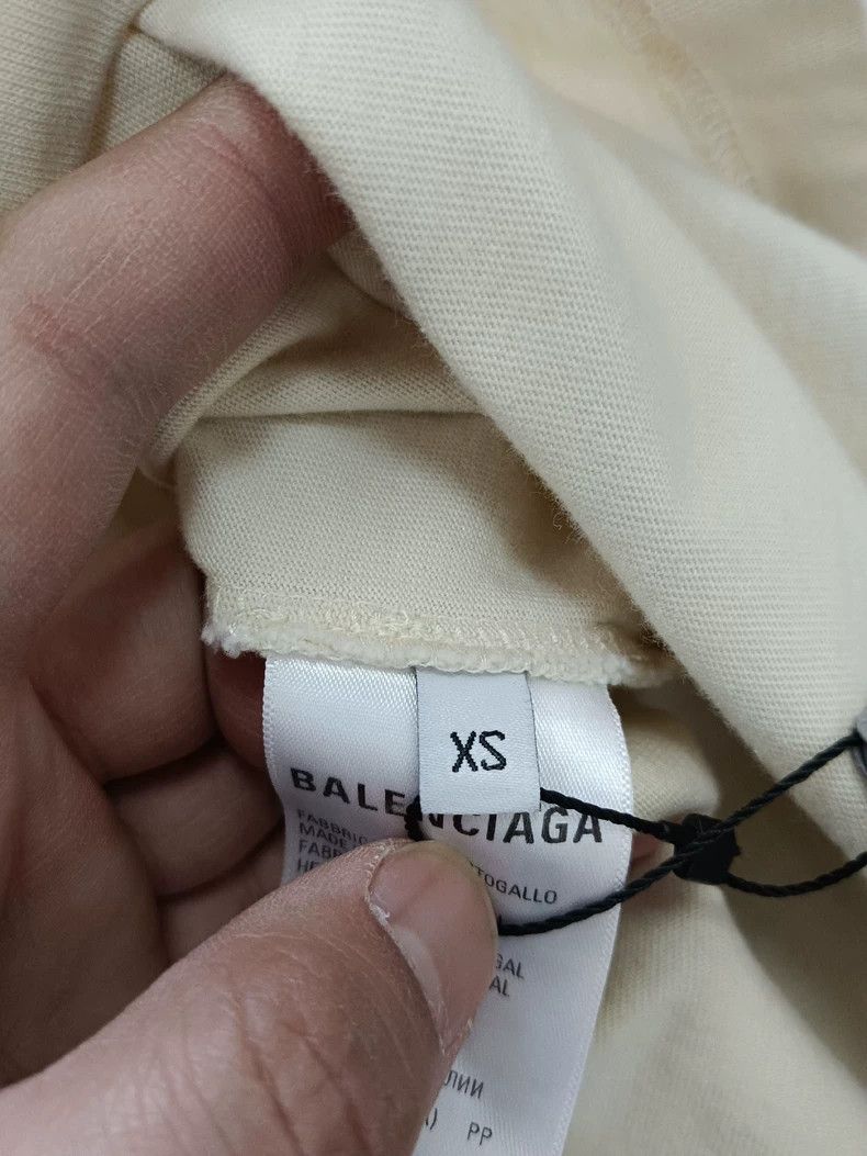 Balenciaga Balenciaga Printed logo short sleeve beige Size US XXS / EU 40 - 6 Thumbnail