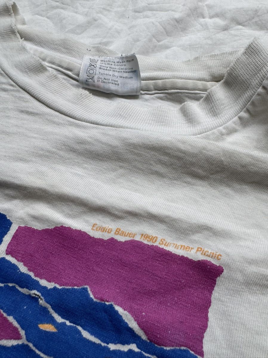 Eddie Bauer Vintage 80s Eddie Bauer Taking It Easy On Earth Longsleeve Size US L / EU 52-54 / 3 - 5 Thumbnail
