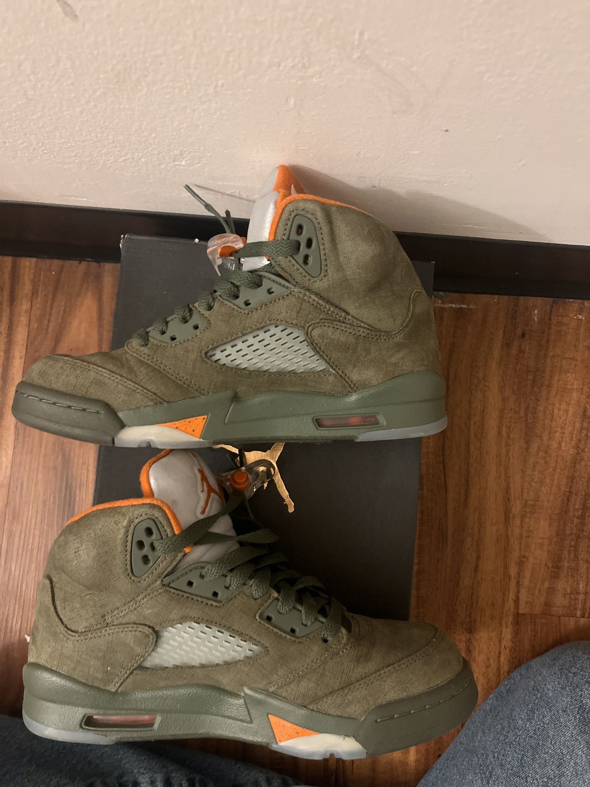 Jordan Brand Air jordan 5 retro “olive” Size US 6.5 / EU 39-40 - 3 Thumbnail