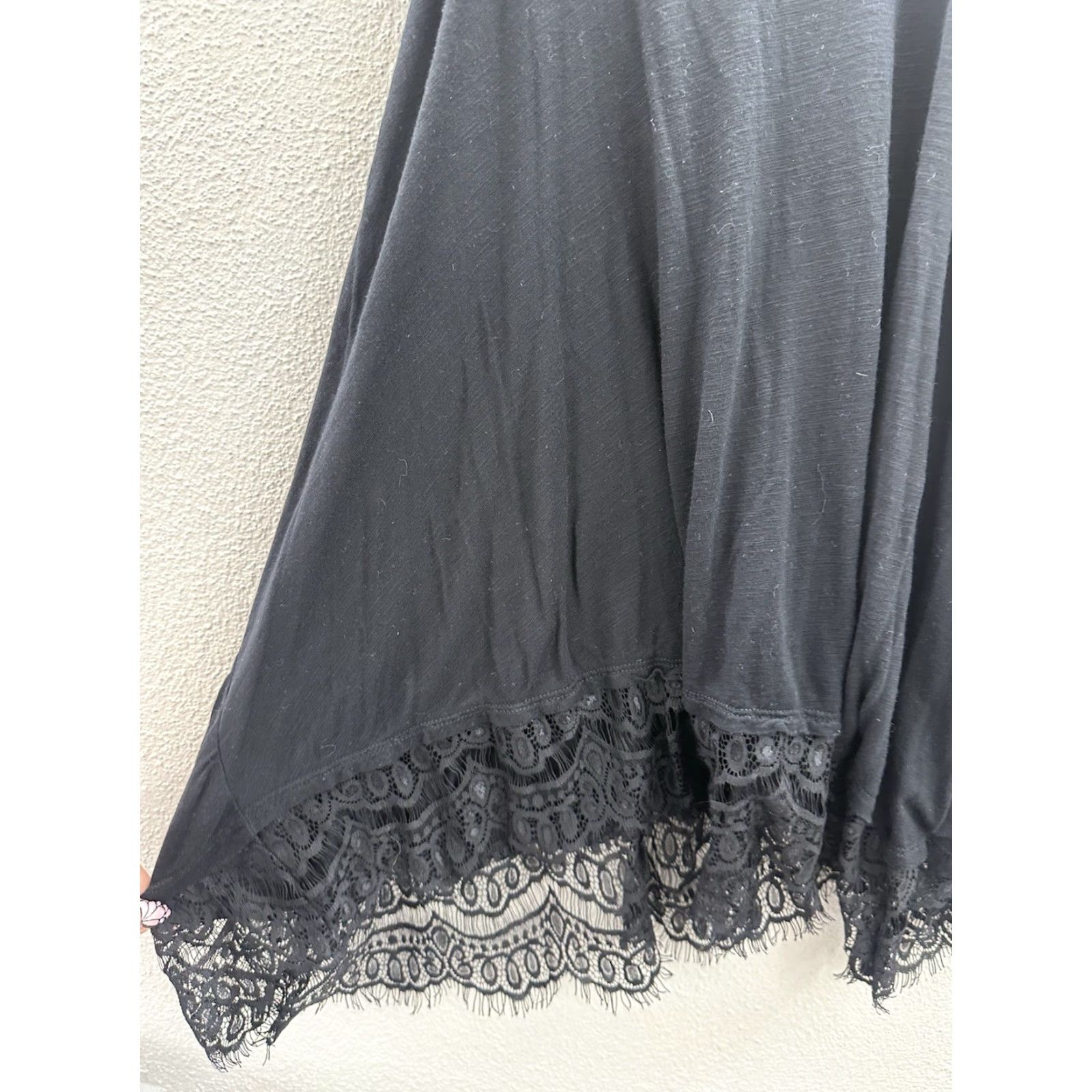 Vintage T/O Sweaters Womens Tank Top Tunic Medium Black Spaghetti Strap Lace Bottom Shirt Womens Tank Top Tunic Black Spaghetti Lace Bottom Size M / US 6-8 / IT 42-44 - 2 Thumbnail