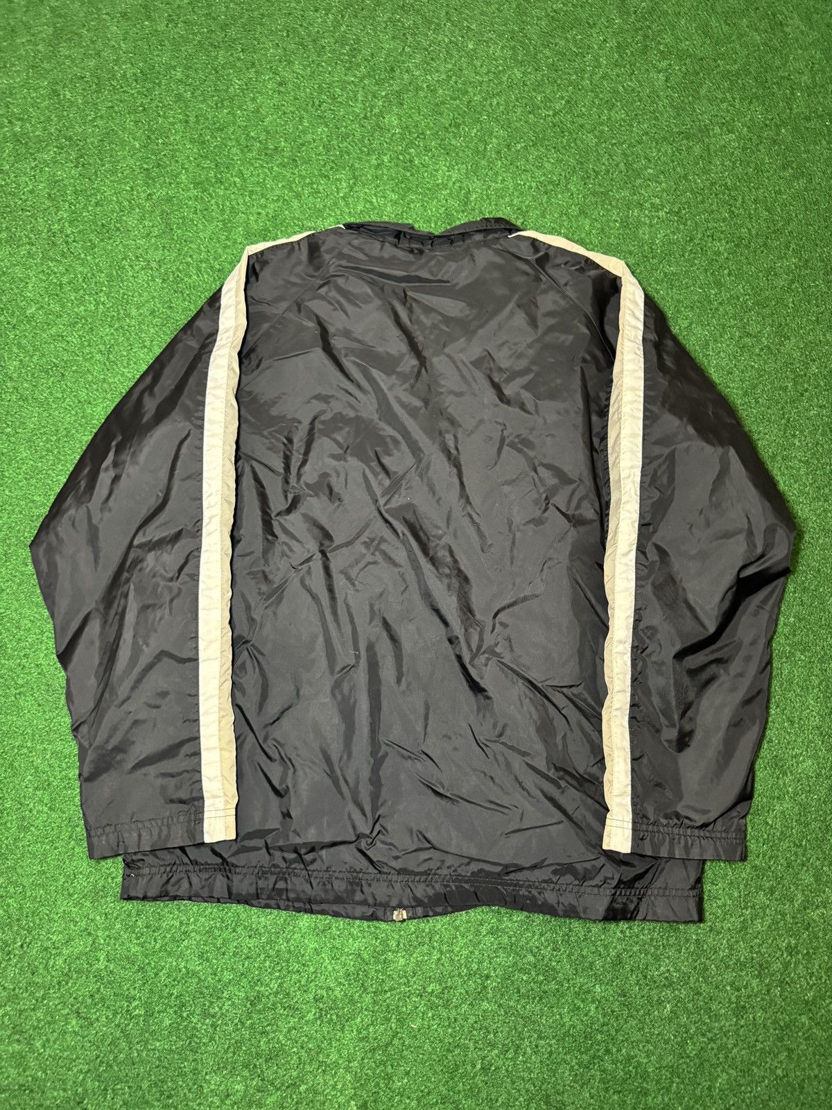 Nike Vintage Y2K Nike Gray Tag Full Zip Windbreaker Track Jacket Size US M / EU 48-50 / 2 - 4 Thumbnail