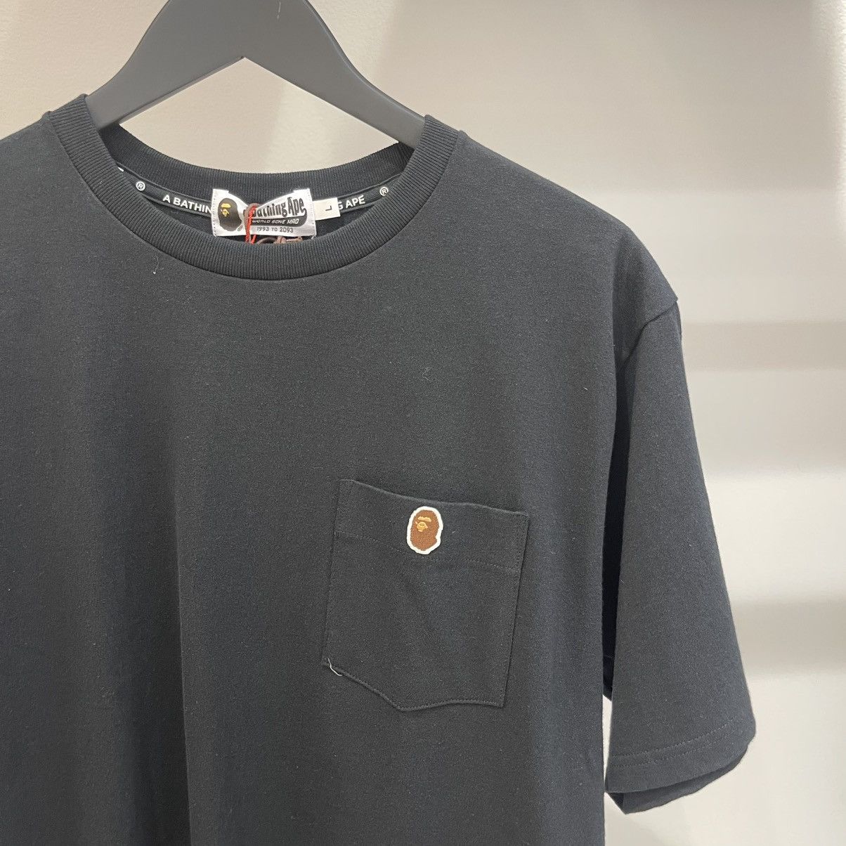 Bape Bape A Bathing Ape Head One Point Pocket Tee Size US L / EU 52-54 / 3 - 2 Thumbnail