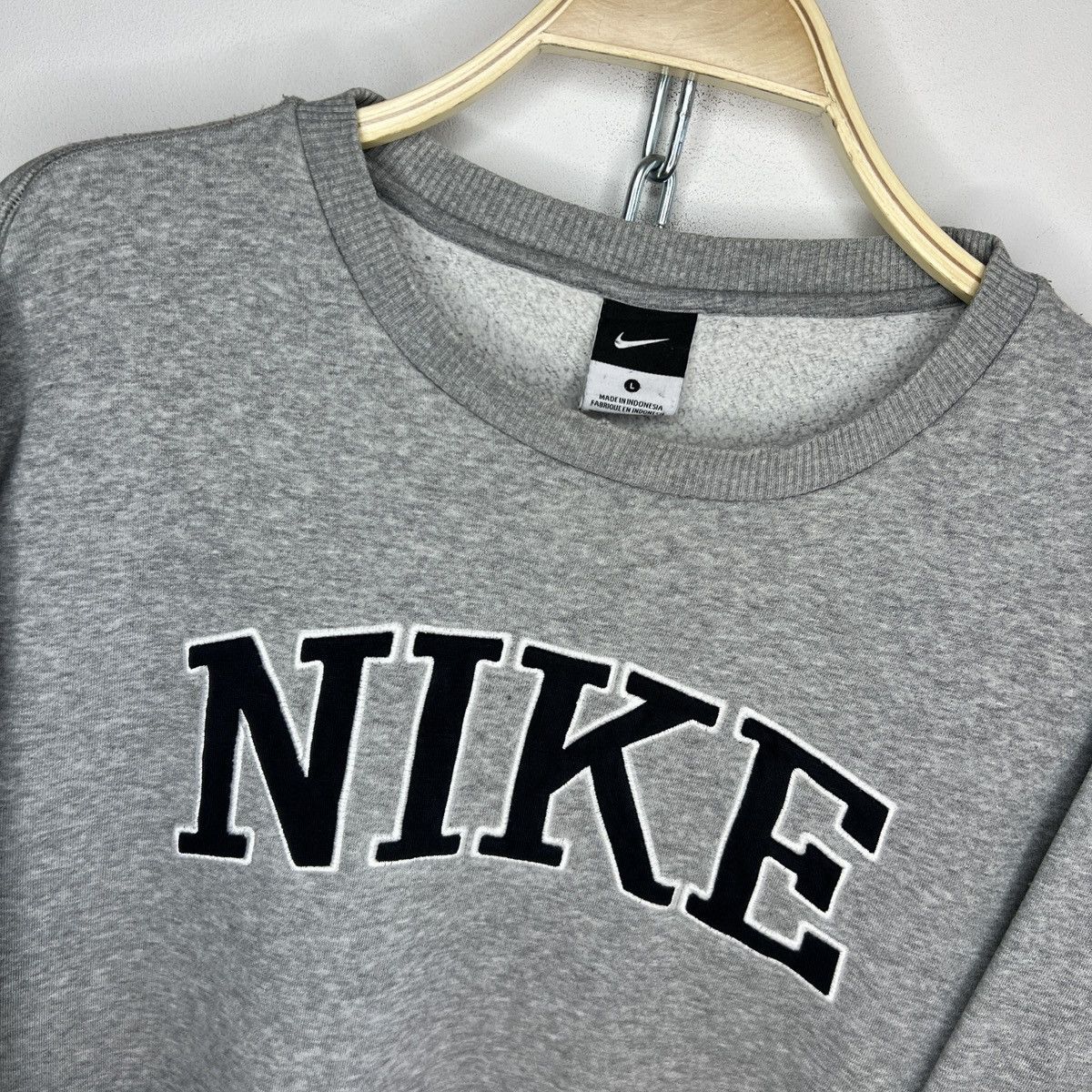 Nike Nike Vintage Spellout Swoosh Grey Crewneck Sweatshirt Size US L / EU 52-54 / 3 - 4 Thumbnail