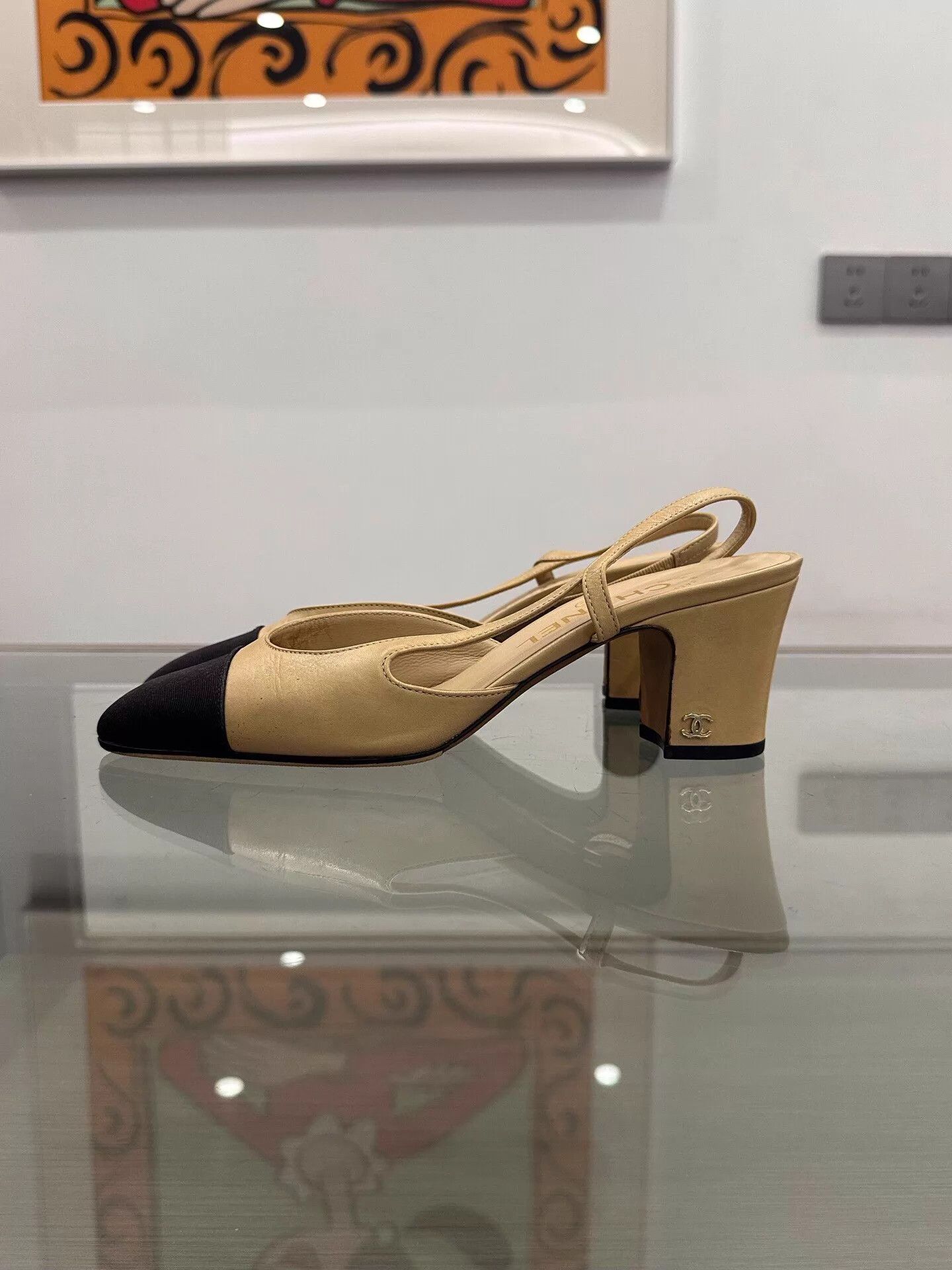Chanel Chanel Slingback Khaki 36.5 Silver CC Logo Size US 6 / IT 36 - 4 Thumbnail