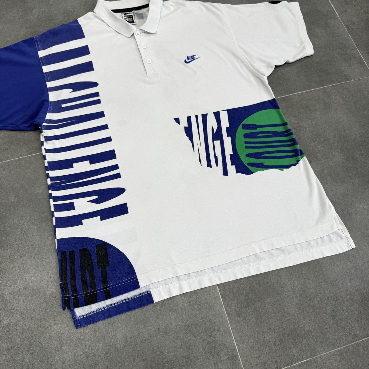 Nike Vintage Nike Challenge Court Agassi Tennis Rare Polo Shirt Size US L / EU 52-54 / 3 - 5 Thumbnail