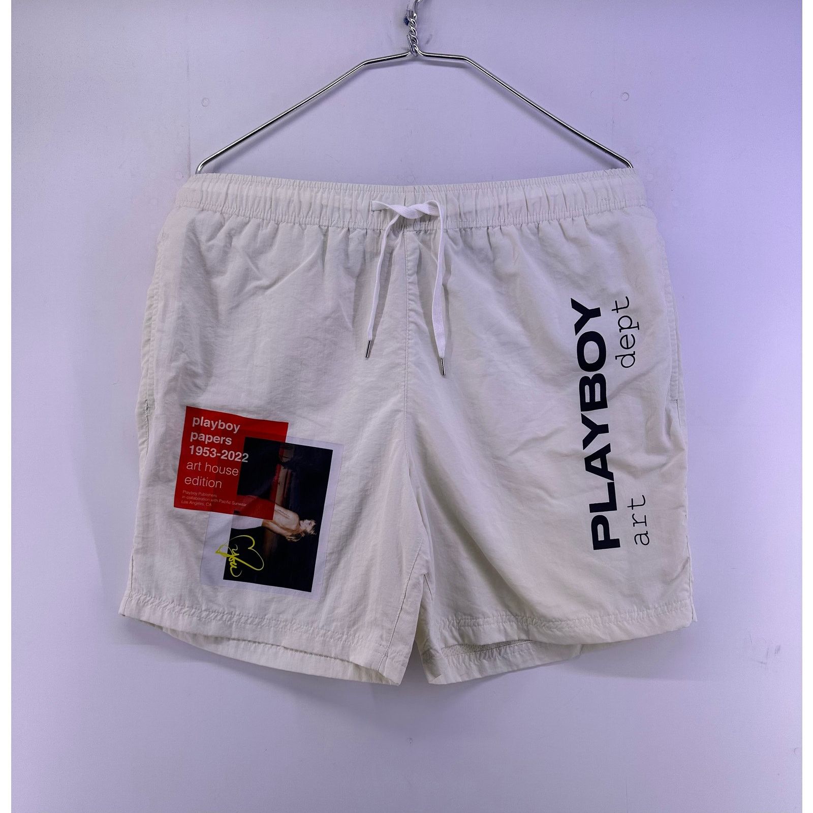 Playboy Playboy Outfit White Shorts And Black Tshirt Size Large Size US 32 / EU 48 - 1 Thumbnail
