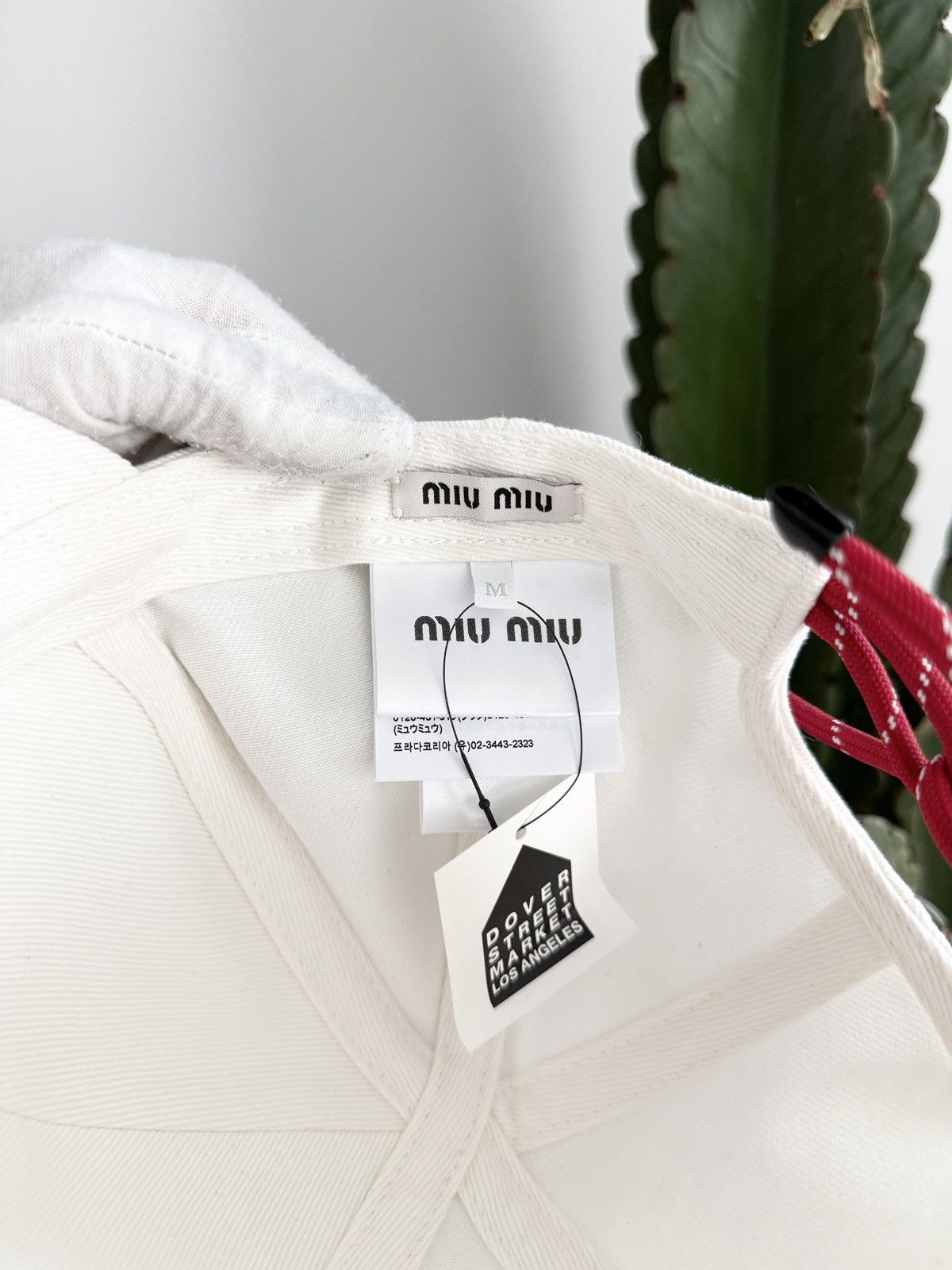 Miu Miu × New Balance RARE! Miu Miu x New Balance Red Cord Tennis Cap Hat Size ONE SIZE - 7 Thumbnail