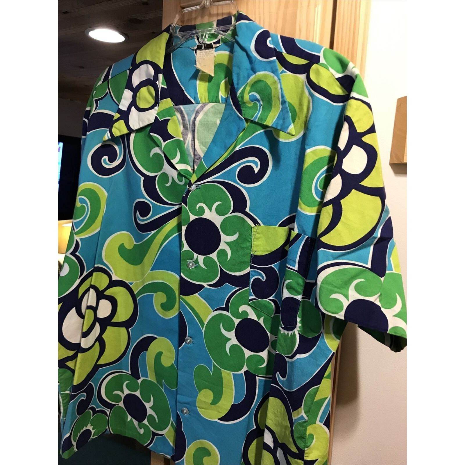 Other Vintage Men’s L Blue Green Floral Hawaiian Shirt SS Button Size US L / EU 52-54 / 3 - 5 Thumbnail