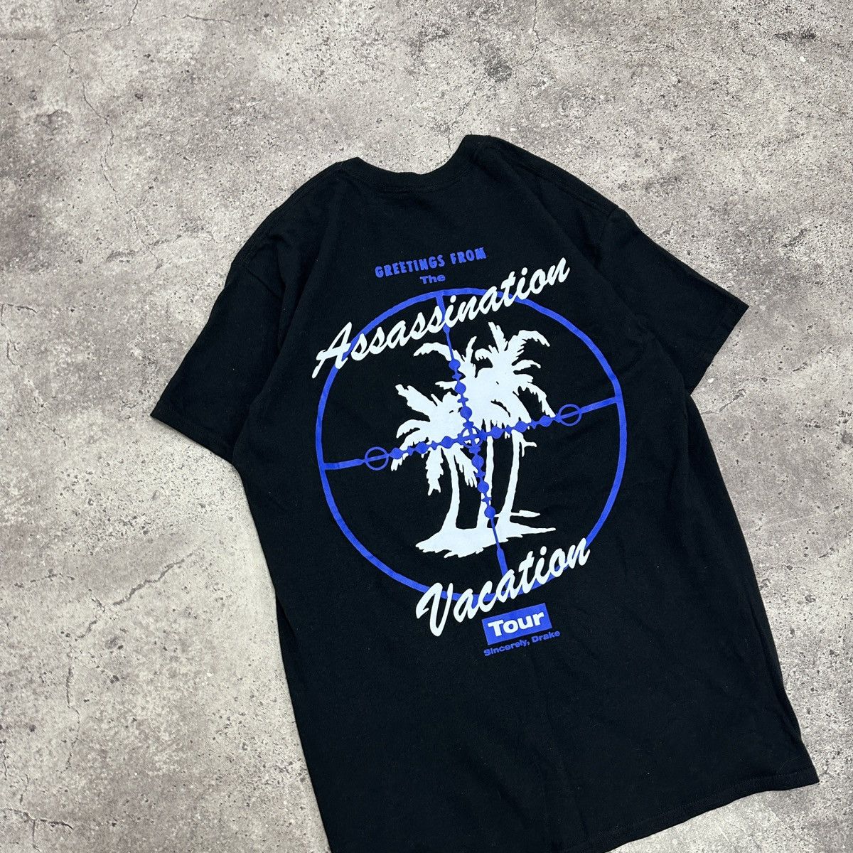 Drake Drake Cold Blood Assassination Vacation Tour tee rap y2k og Size US L / EU 52-54 / 3 - 5 Thumbnail