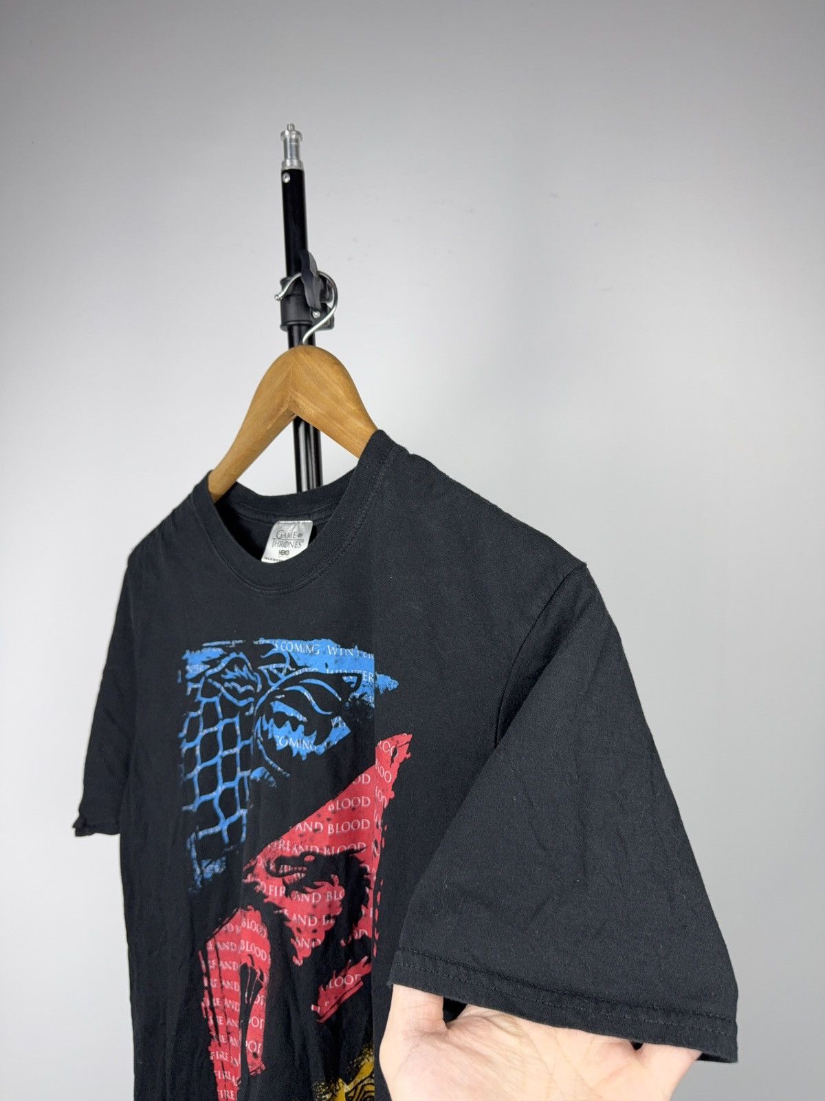 Vintage 00s Game of Thrones Art Stark Targaryen Lannister Tee L Size US L / EU 52-54 / 3 - 9 Thumbnail