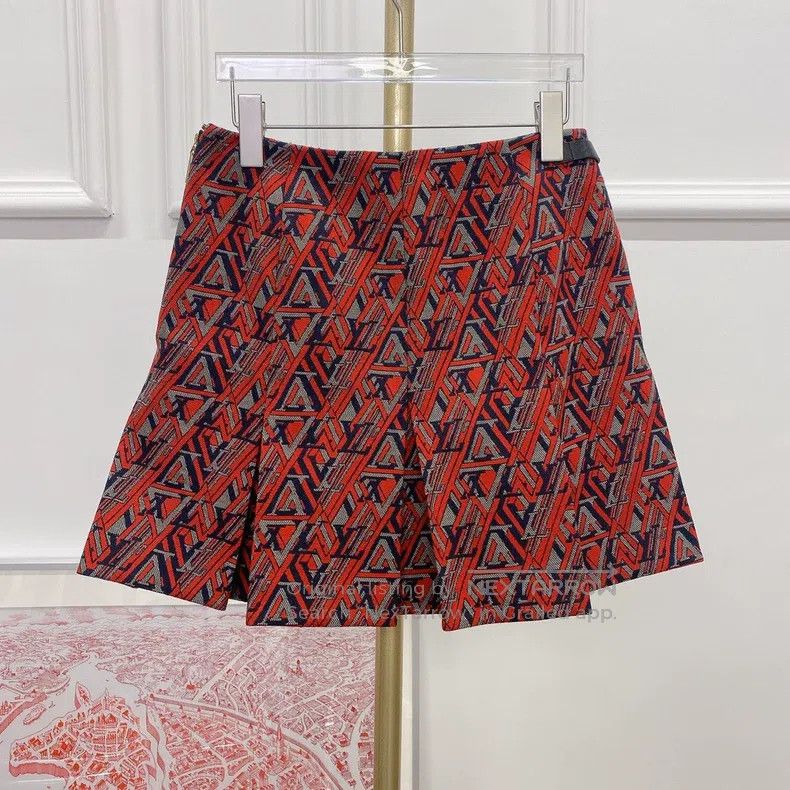 Louis Vuitton Louis Vuitton Red full logo skirt Size 39" - 2 Thumbnail