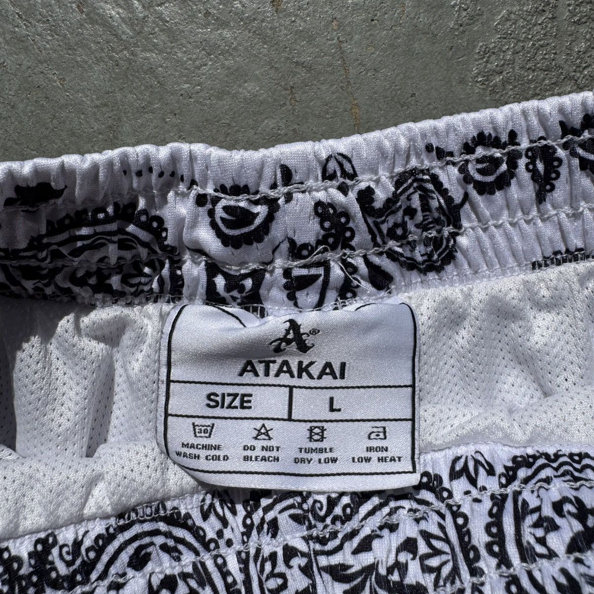Other Ataki Bandana Print Gym Shorts Size US 32 / EU 48 - 3 Thumbnail