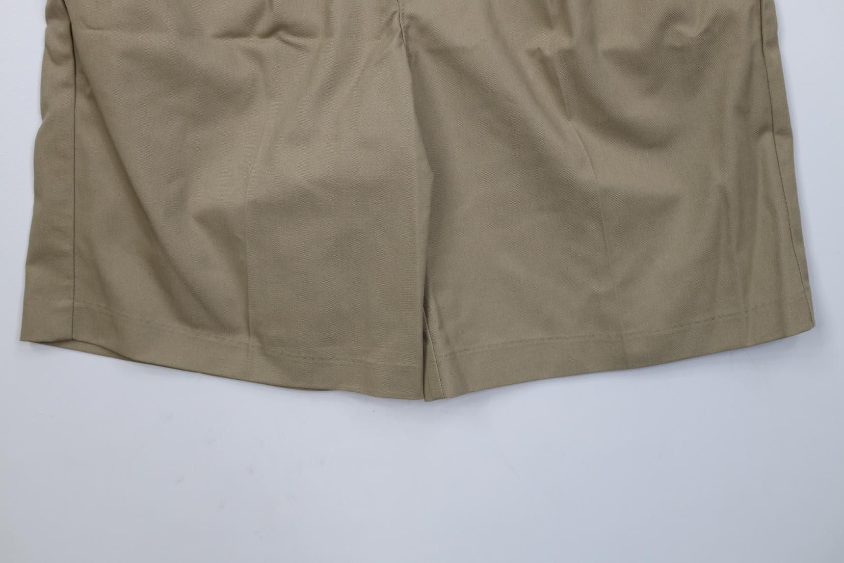 Vintage Vintage 90s Streetwear Above Knee Chino Shorts Khaki USA Size US 32 / EU 48 - 4 Thumbnail