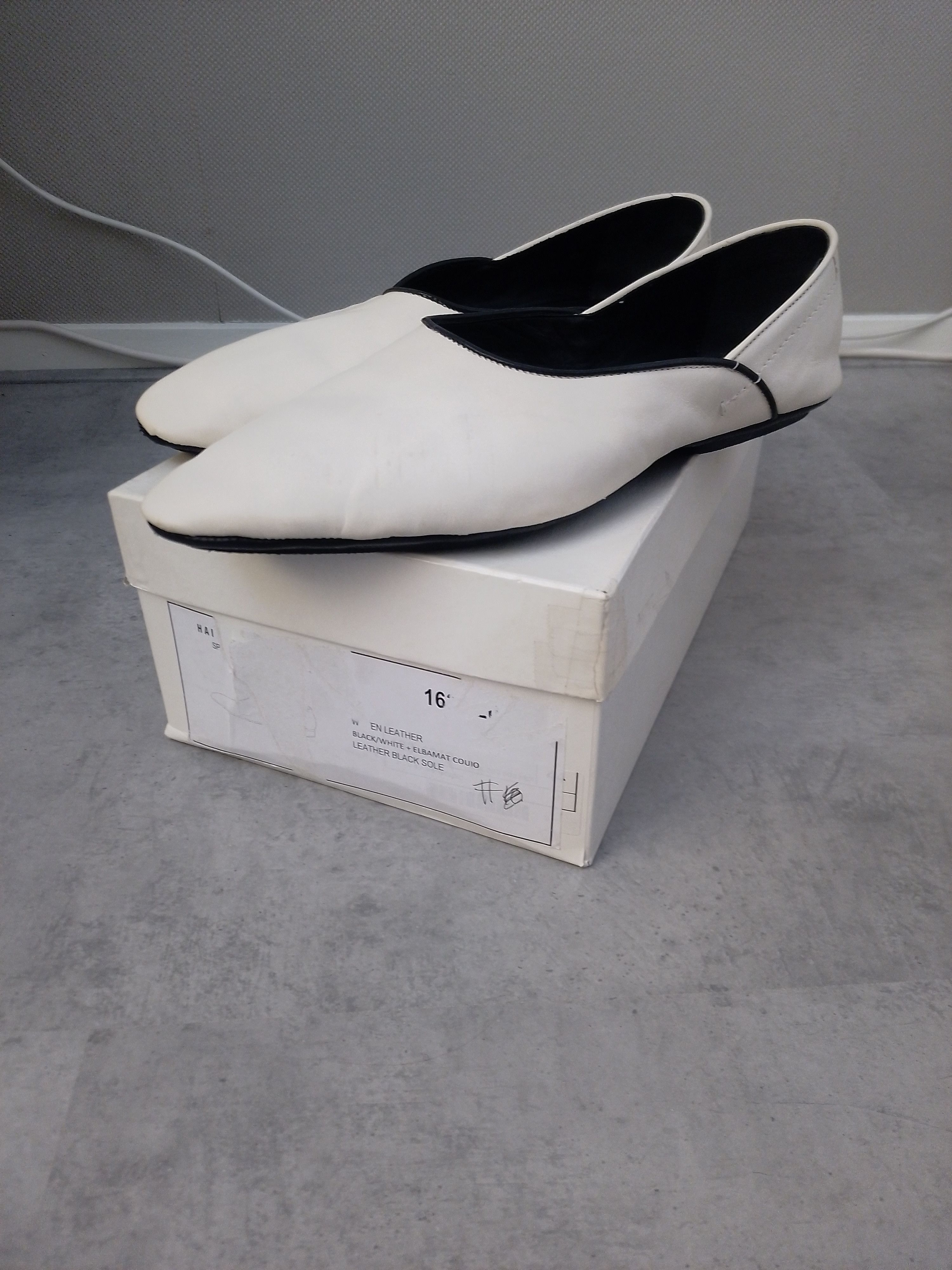 Haider Ackermann SS20 White Leather Babouche Loafer Size US 11 / EU 44 - 7 Thumbnail