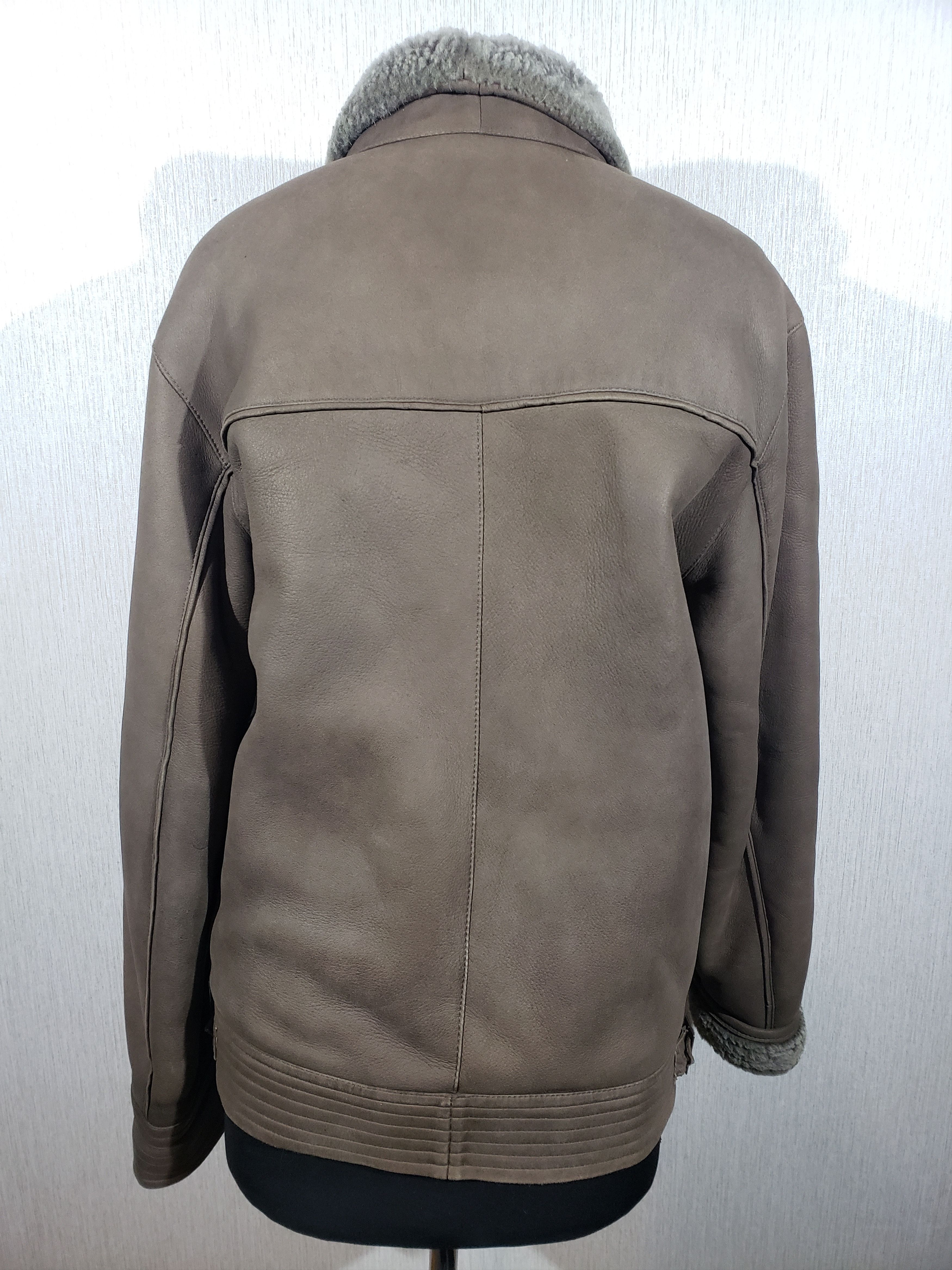 Other Men's brown sheepskin coat with a metal zipper. Size US L / EU 52-54 / 3 - 4 Thumbnail