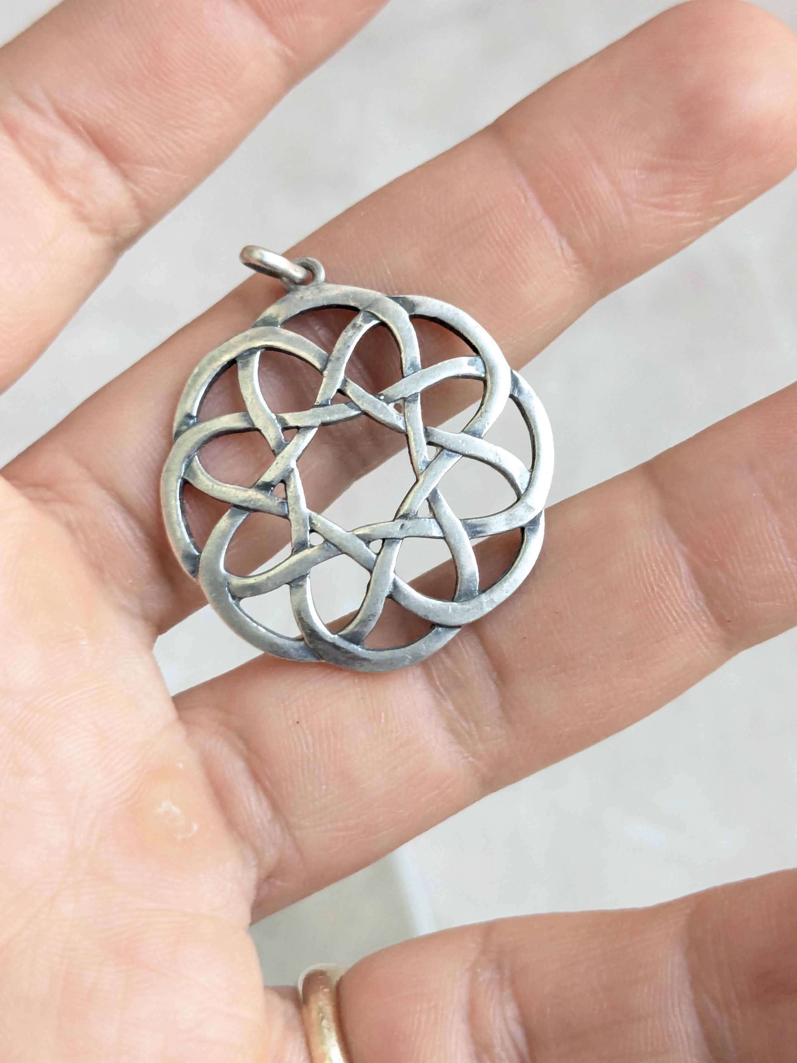 Sterling Silver Vintage Sterling Pendant Celtic Knot Flower Size ONE SIZE - 12 Thumbnail