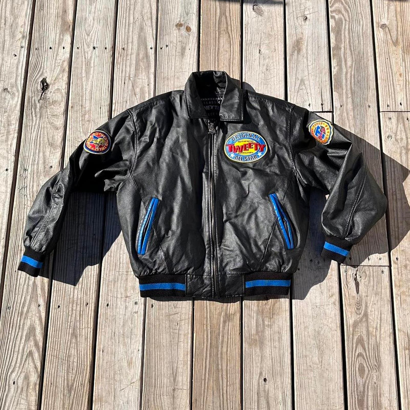 Disney Vintage 1998 Tweety Bird Leather Jacket | Grailed