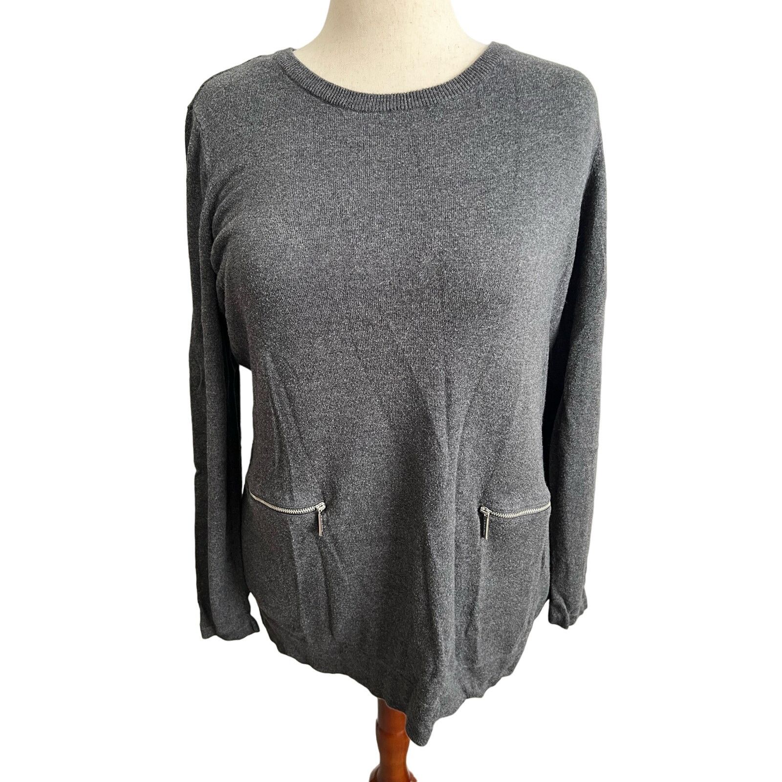 Michael Kors Michael Kors Women's Long Sleeve Scoop Neck Sweater XL Size XL / US 12-14 / IT 48-50 - 1 Thumbnail