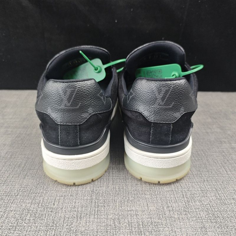 Louis Vuitton Louis Vuitton Trainer Low Top Fashion Sneakers - Size US 9.5 / EU 42-43 - 3 Thumbnail