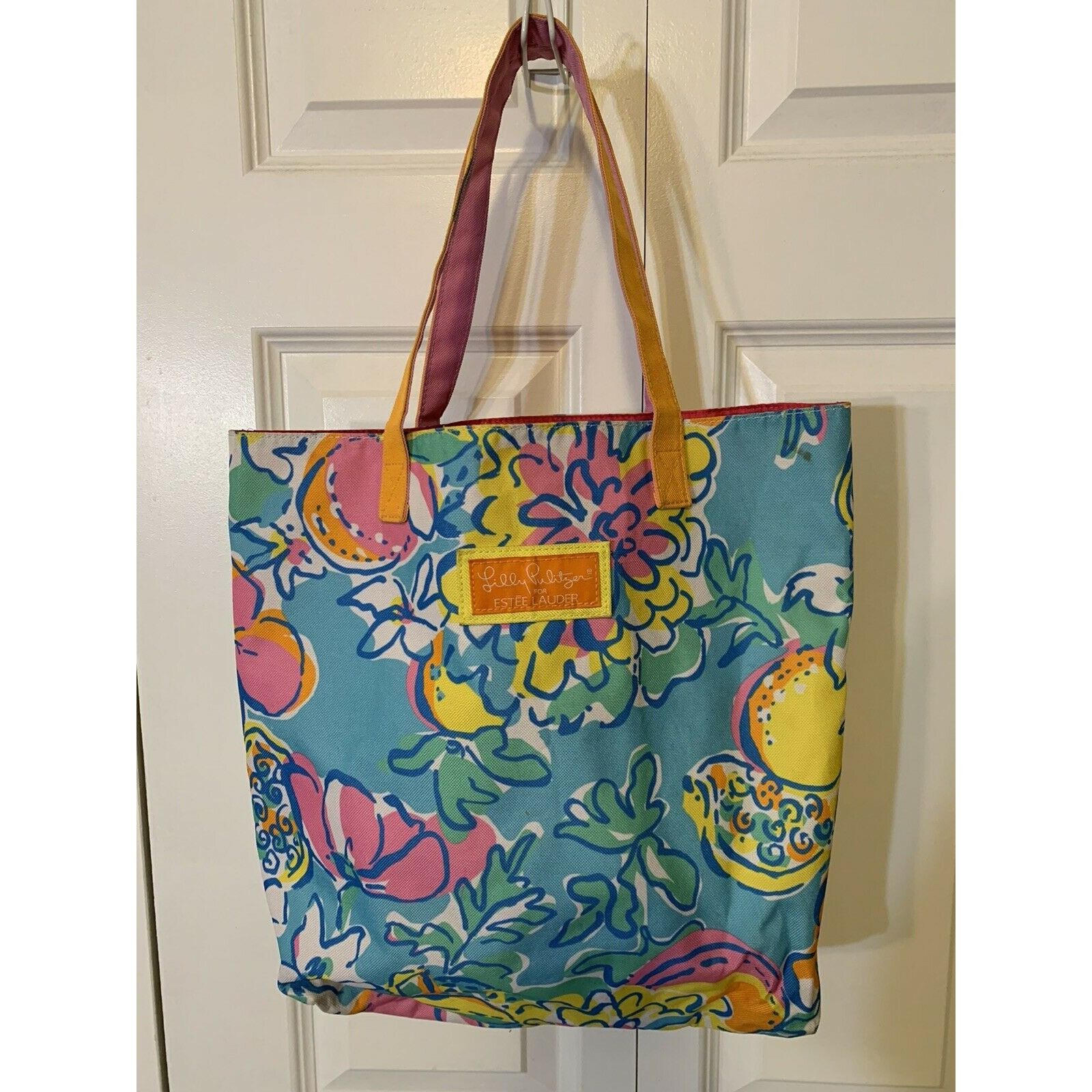 Lilly Pulitzer Lilly Pulitzer For Estee Lauder Collab Floral Print Shoulder Size ONE SIZE - 4 Thumbnail