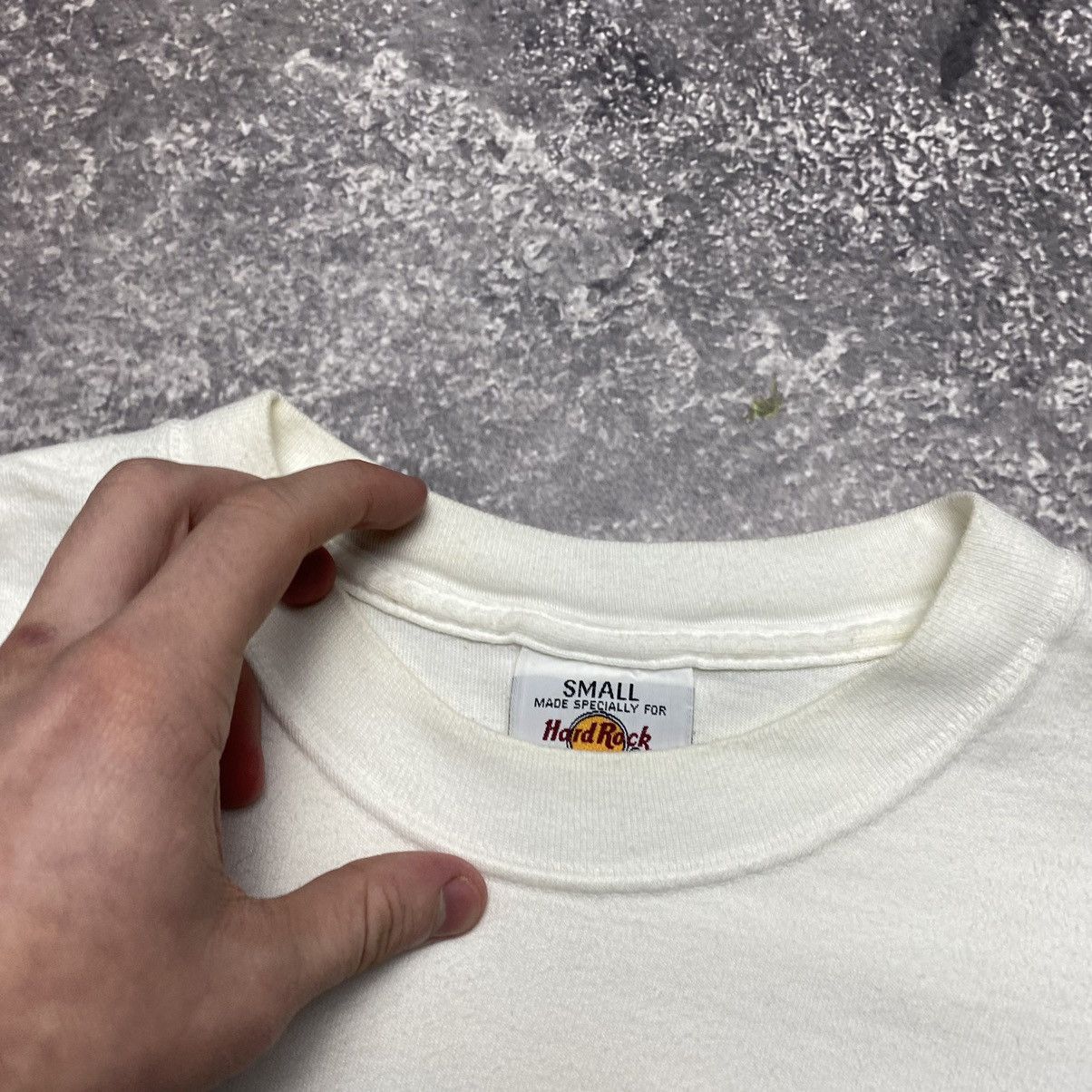 Hard Rock Cafe Vintage 90’s Hard Rock Cafe Big Graphic logo rare tee Size US S / EU 44-46 / 1 - 10 Thumbnail
