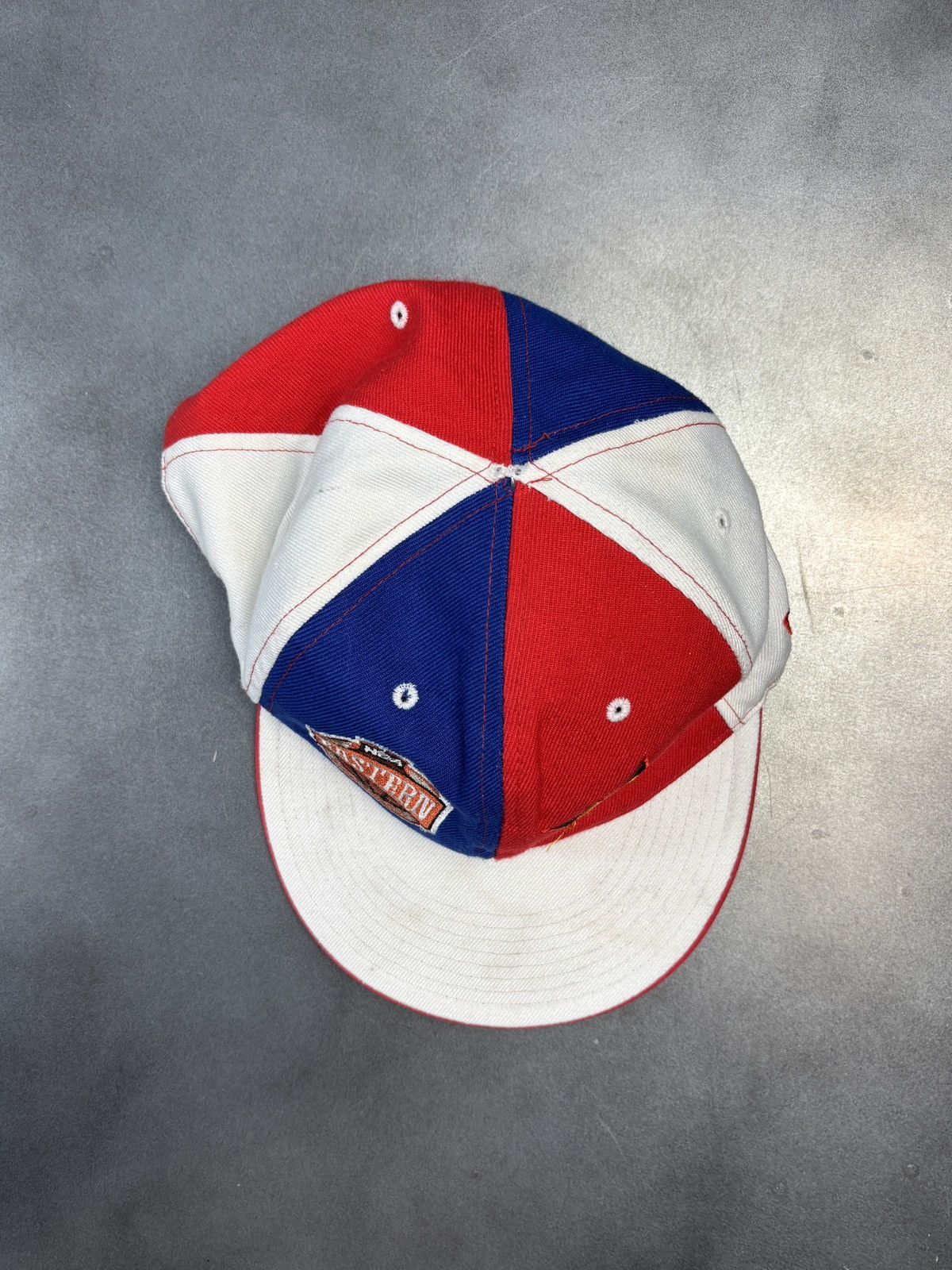 NBA × New Era × Vintage Vintage Philadelphia 76ers Fitted Hat Iverson 2000s New Era Size ONE SIZE - 2 Thumbnail