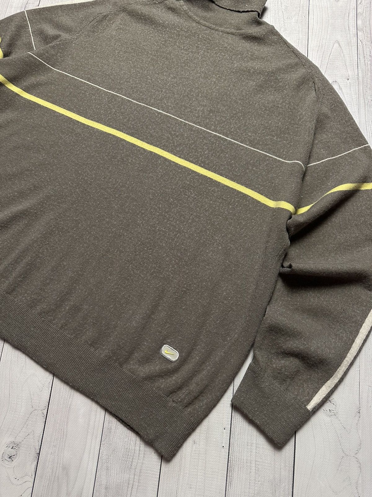 Nike × Vintage Vintage Nike Sweater turtleneck logo rare size XL Size US XL / EU 56 / 4 - 2 Thumbnail