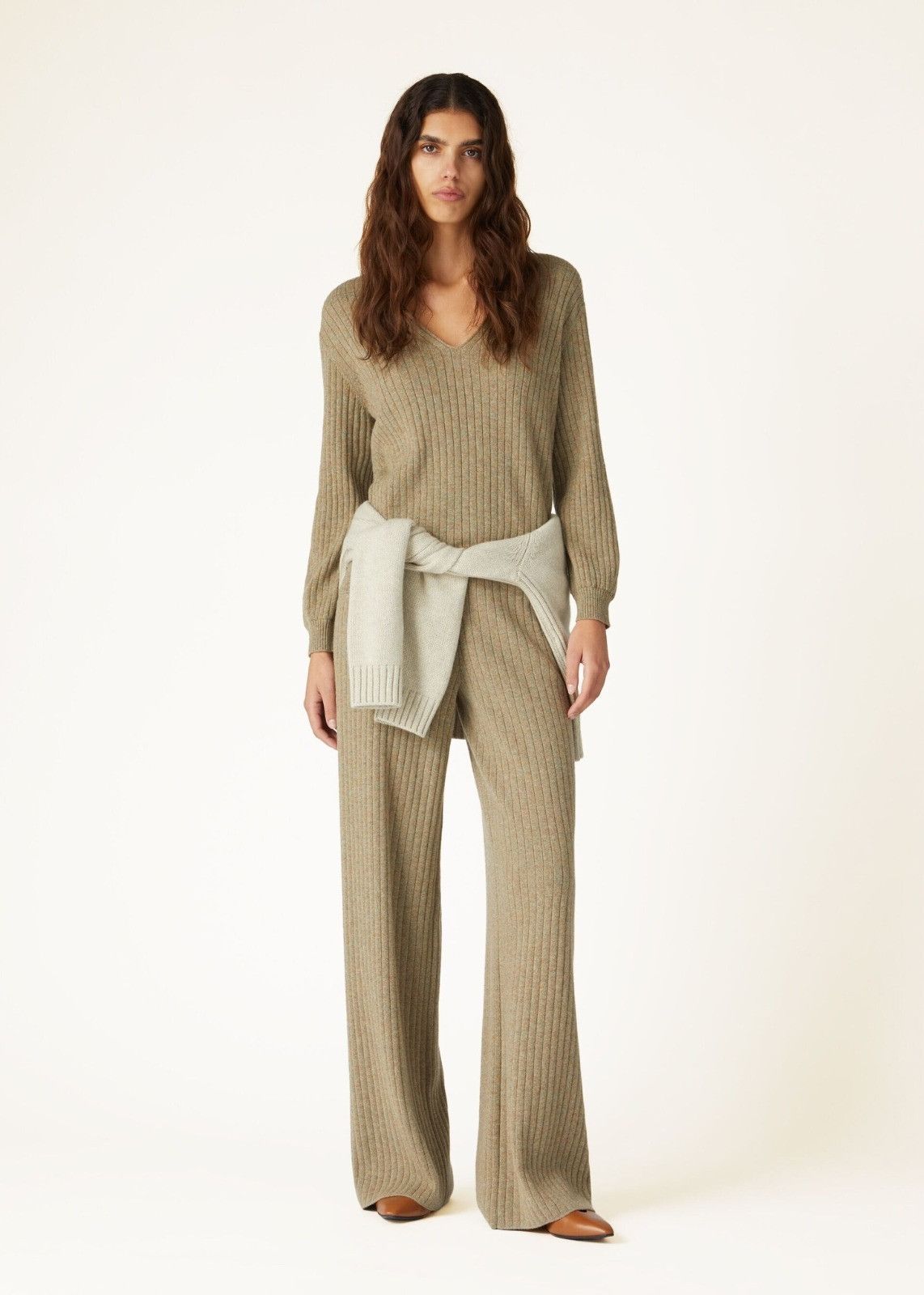 Loro Piana o1srvl11e0824 Maras Cashmere Regular Trouser in Taupe Size 26" / US 2 / IT 38 - 3 Thumbnail