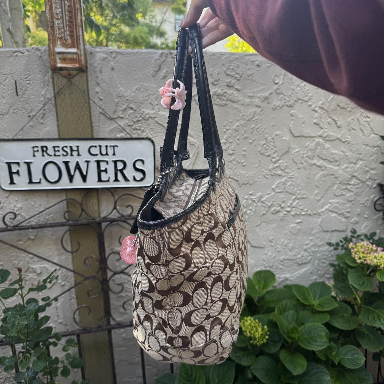 Coach Coach Monogramed Tan & Black Tote Size ONE SIZE - 5 Thumbnail