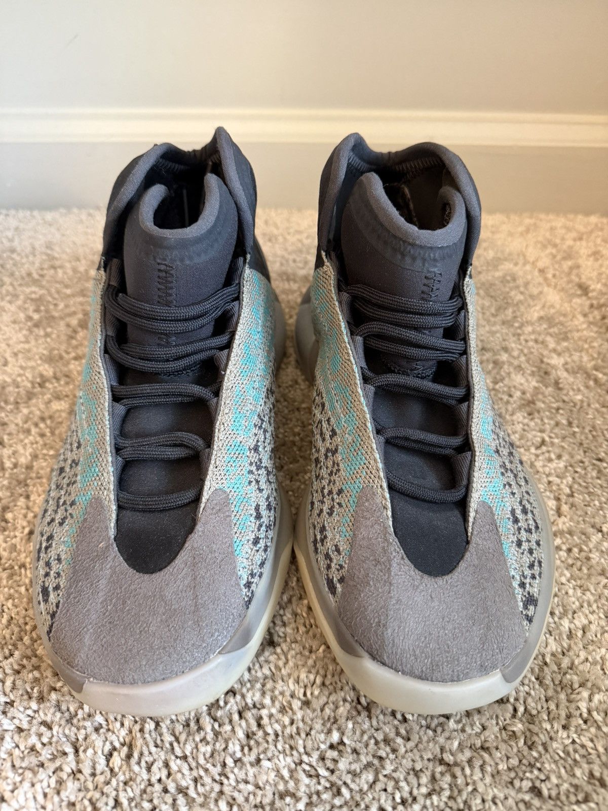 Yeezy Yeezy QNTM Teal Blue Size US 6 / EU 39 - 2 Thumbnail
