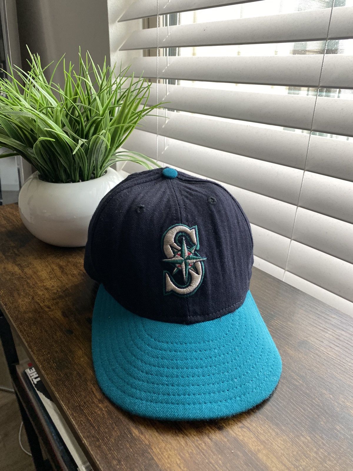 New Era 2000s Seattle Mariners New Era Fitted Hat Size ONE SIZE - 1 Thumbnail