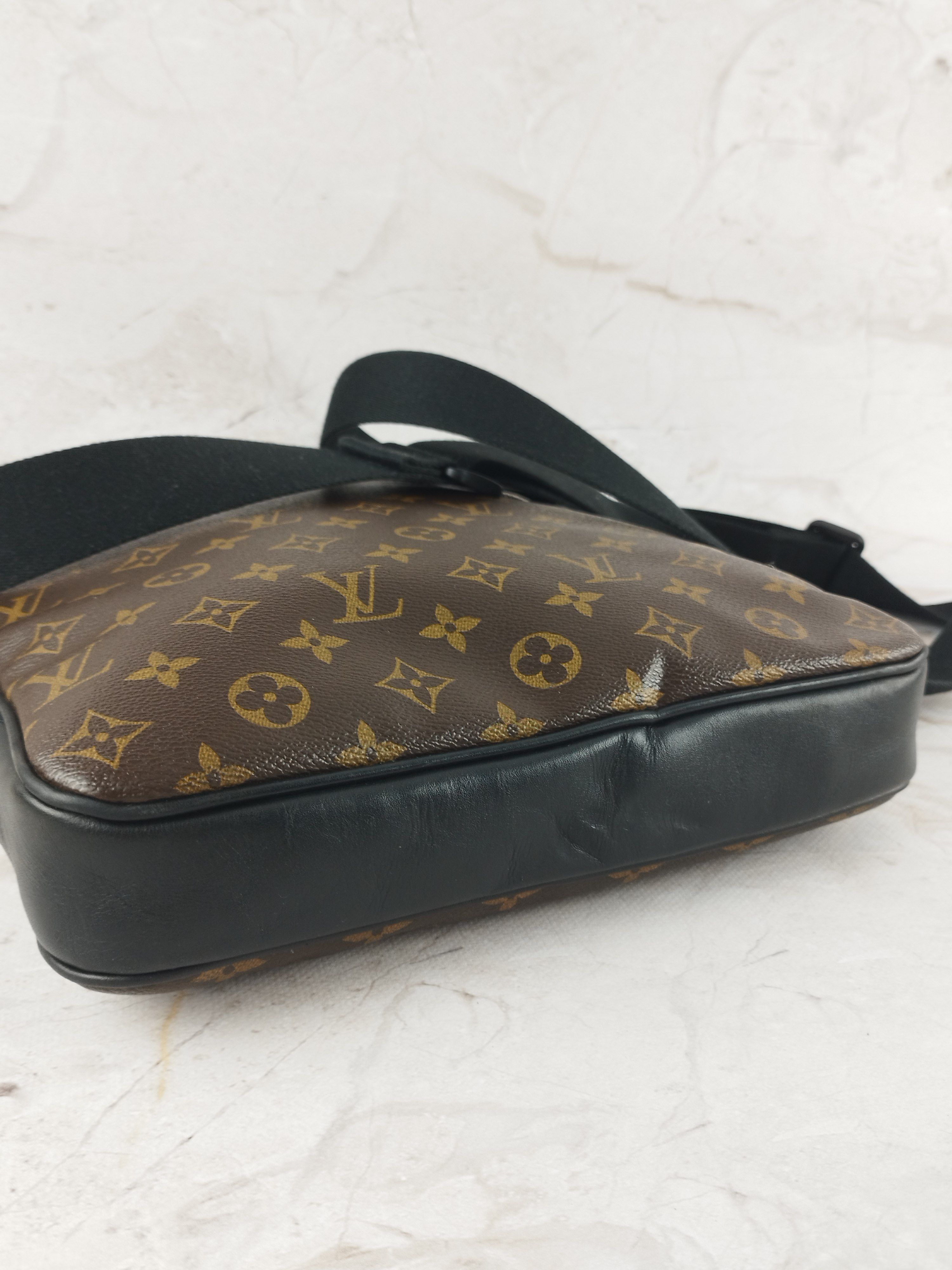 Louis Vuitton Louis Vuitton Monogram Macassar Canvas Bass MM bag Size ONE SIZE - 8 Thumbnail